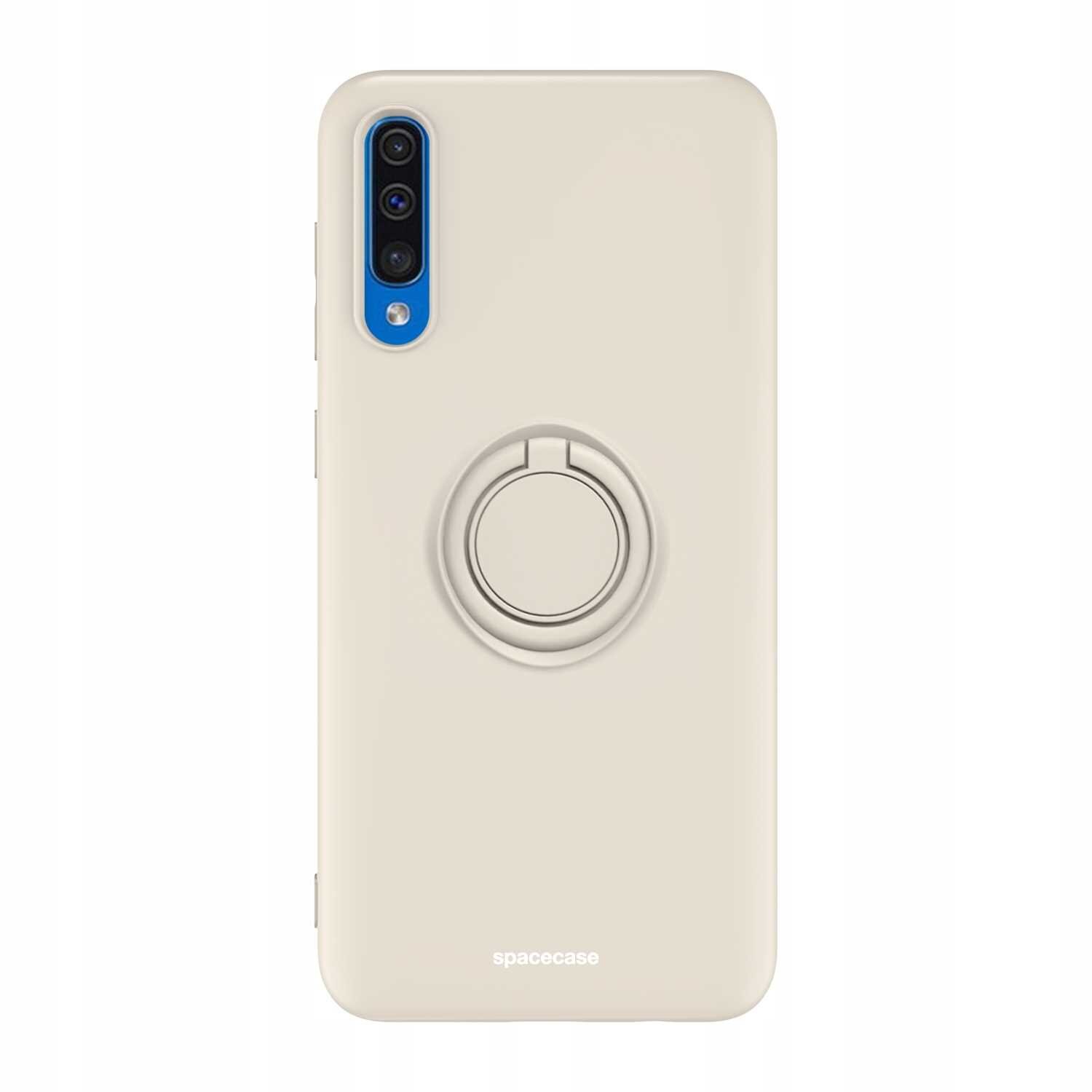 Beżowe silikonowe etui z pierścieniem na tylnej części, przeznaczone do telefonu z trzema obiektywami aparatu. Na dole widoczny jest napis \'spacecase\'.