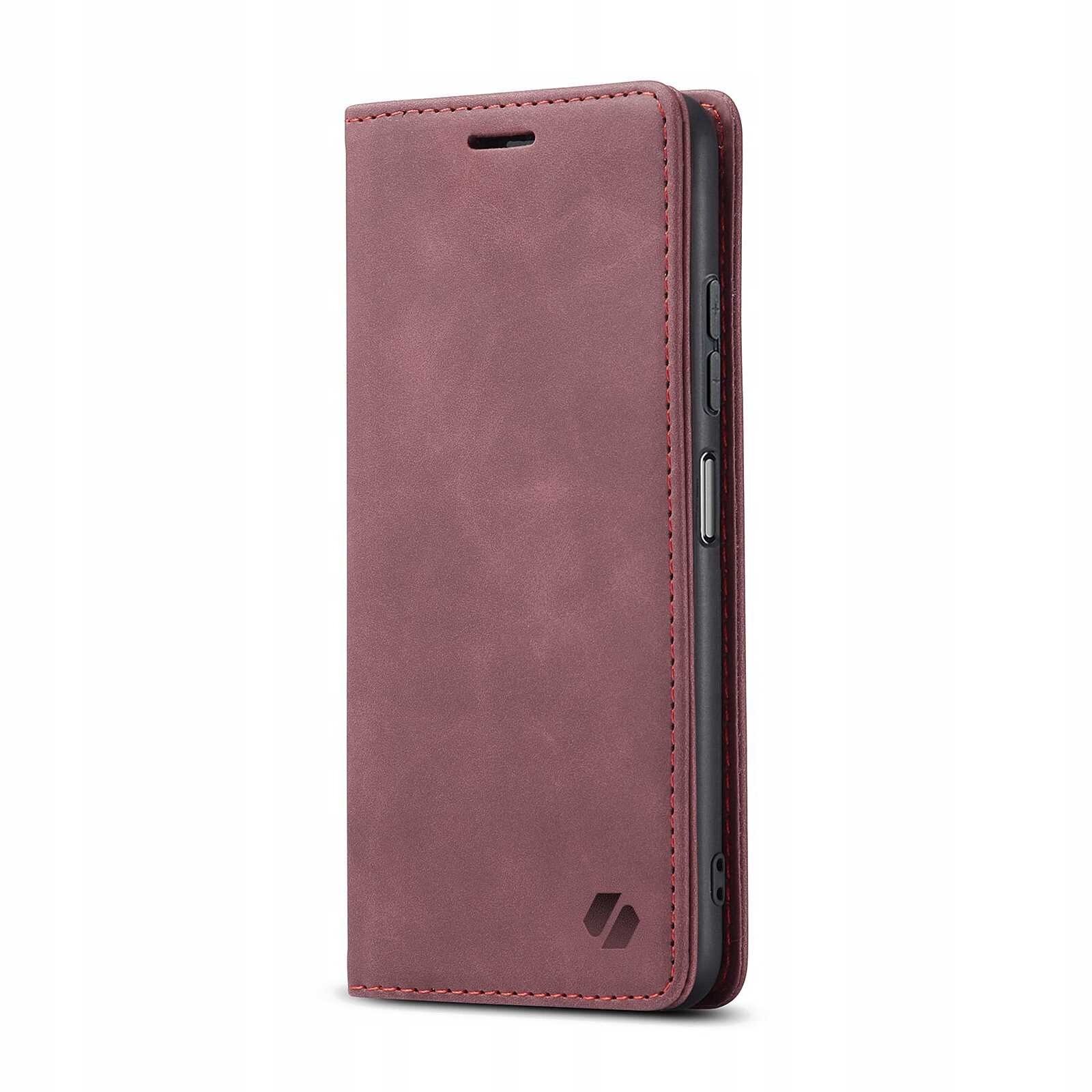 Czerwone etui z klapką do telefonu, wykonane z materiału przypominającego skórę, z widocznym logo producenta w dolnym rogu. Etui jest zamknięte, a na jego boku widoczne są przyciski telefonu.