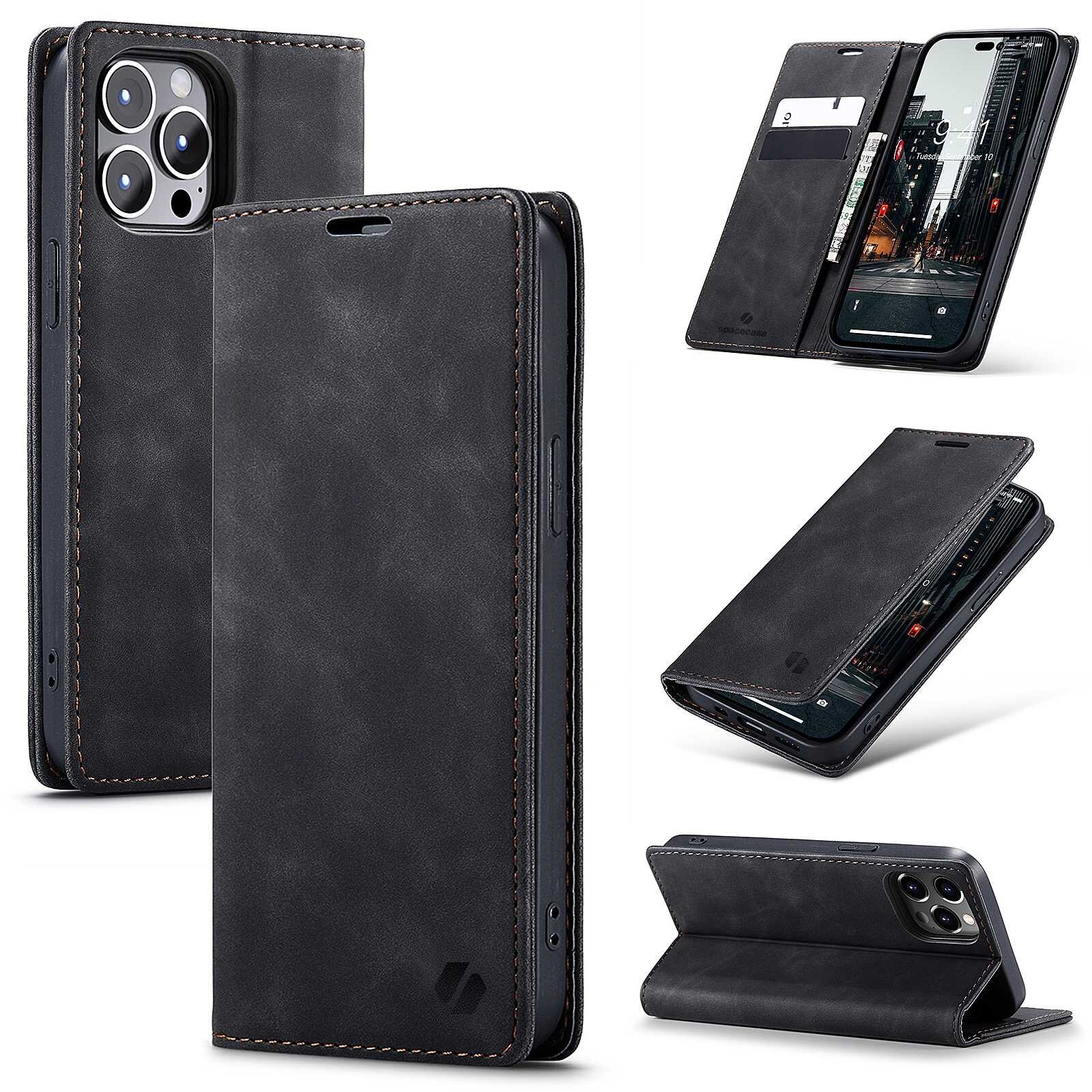 Na obrazie widoczne jest czarne etui z klapką do telefonu, które posiada miejsce na karty i może służyć jako stojak. Etui ma elegancki wygląd z delikatnym logo na dolnej części klapki.