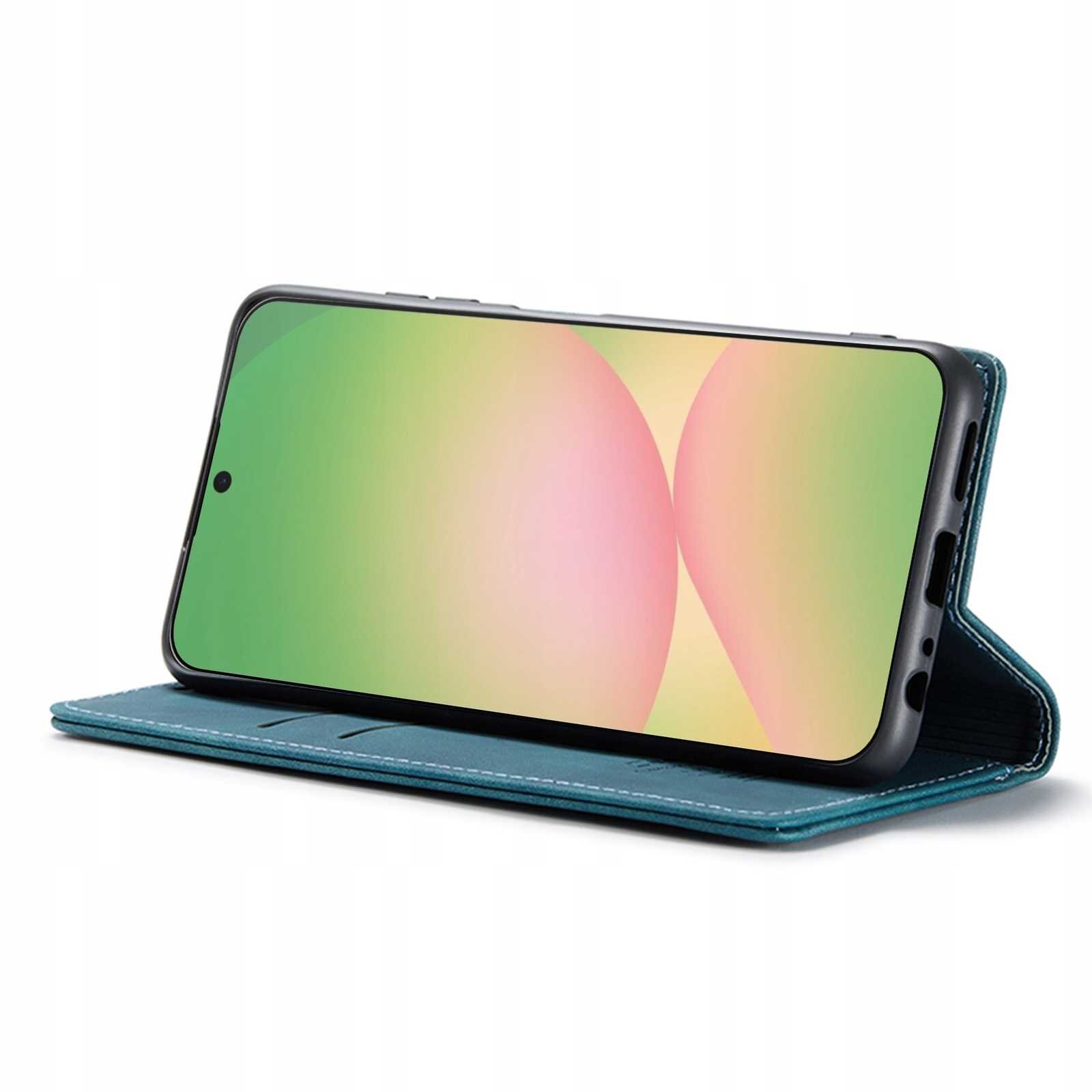 Telefon w niebieskim etui z klapką ustawiony w pozycji poziomej. Ekran telefonu wyświetla abstrakcyjny, kolorowy wzór.