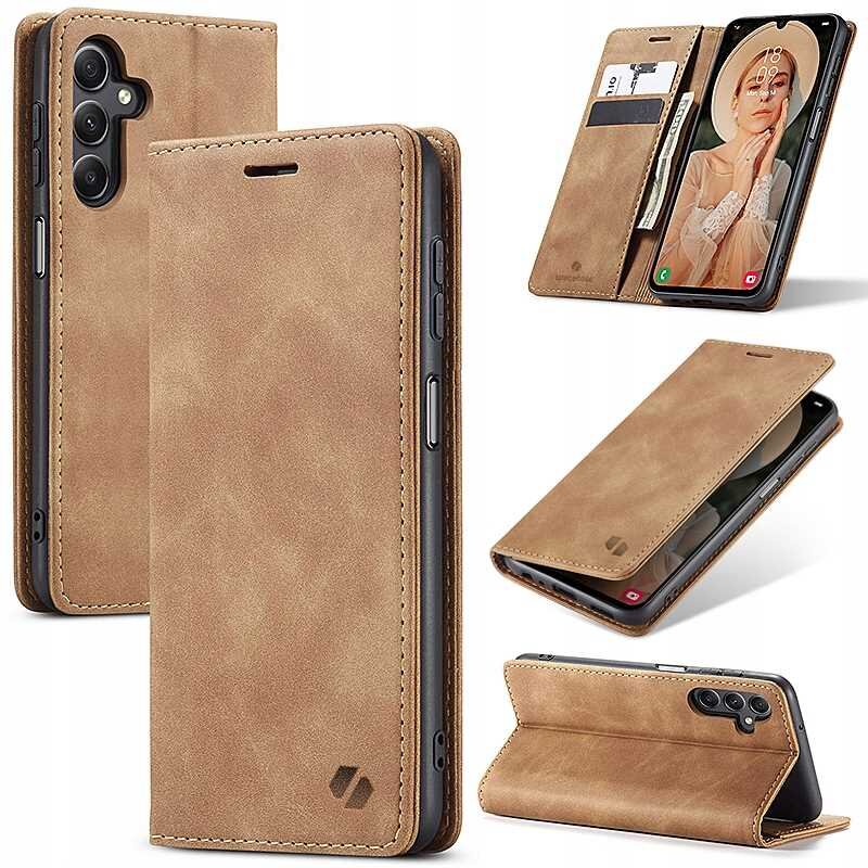 Brązowe etui z klapką do telefonu, z miejscem na karty i funkcją stojaka. Widoczne logo producenta na dolnej części etui.