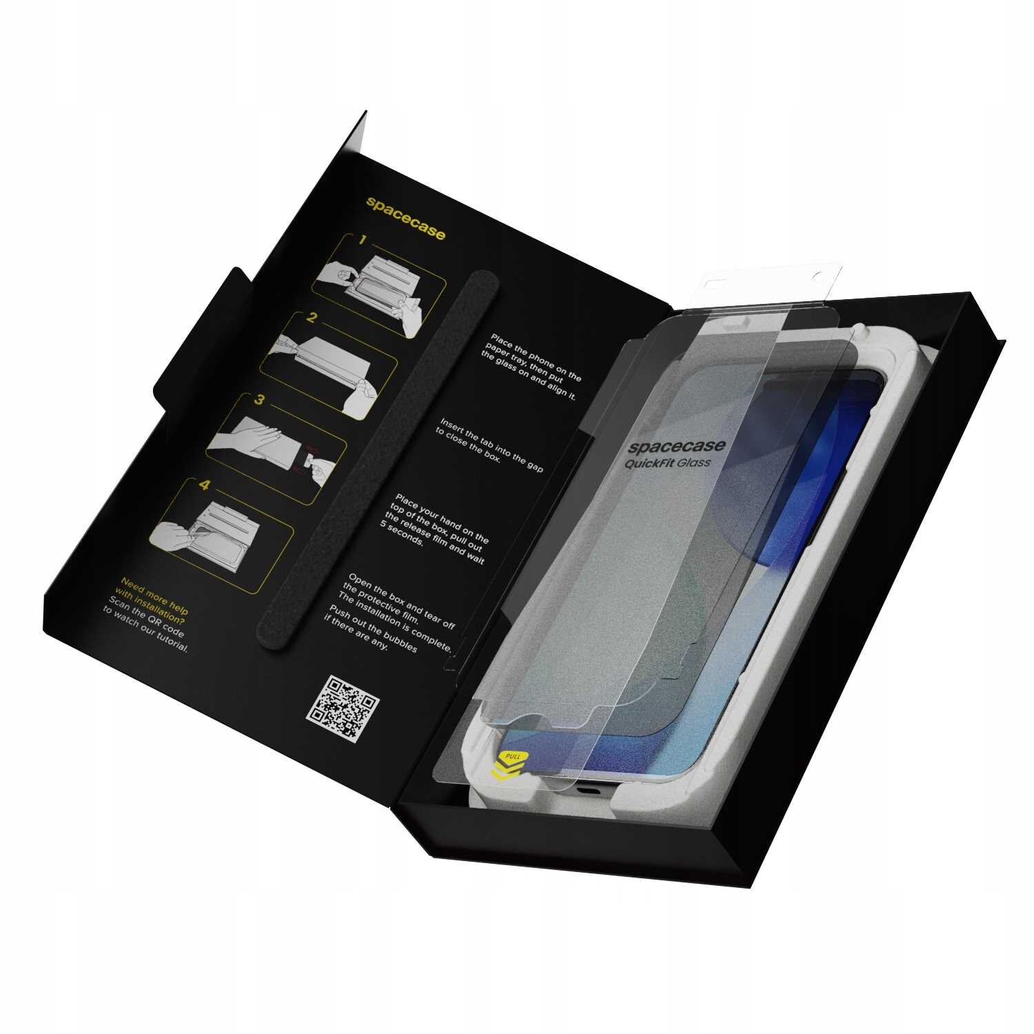Otwarta czarna pudełko z instrukcją montażu i dwoma szkłami ochronnymi na telefon. Na opakowaniu widoczny jest napis \'spacecase QuickFit Glass\'.