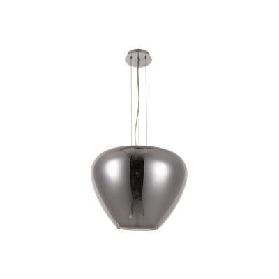 Lampa wisząca o kulistym kształcie z metalicznym wykończeniem, zawieszona na cienkich przewodach. Górna część lampy przymocowana jest do okrągłej podstawy sufitowej.