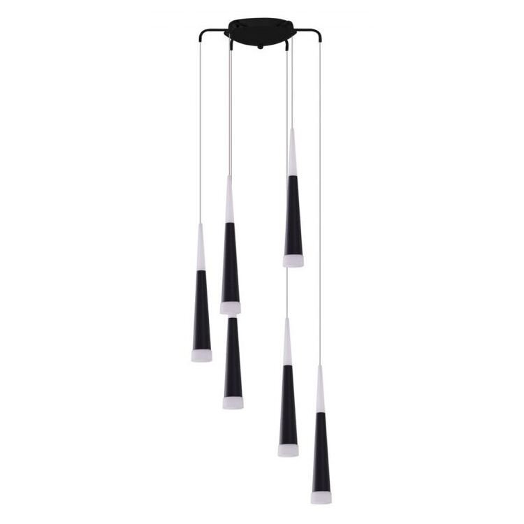 Na obrazie widoczna jest nowoczesna lampa wisząca z sześcioma stożkowymi kloszami w kolorze czarno-białym, zawieszonymi na cienkich przewodach. Klosze są rozmieszczone na różnych wysokościach, tworząc elegancki efekt wizualny.