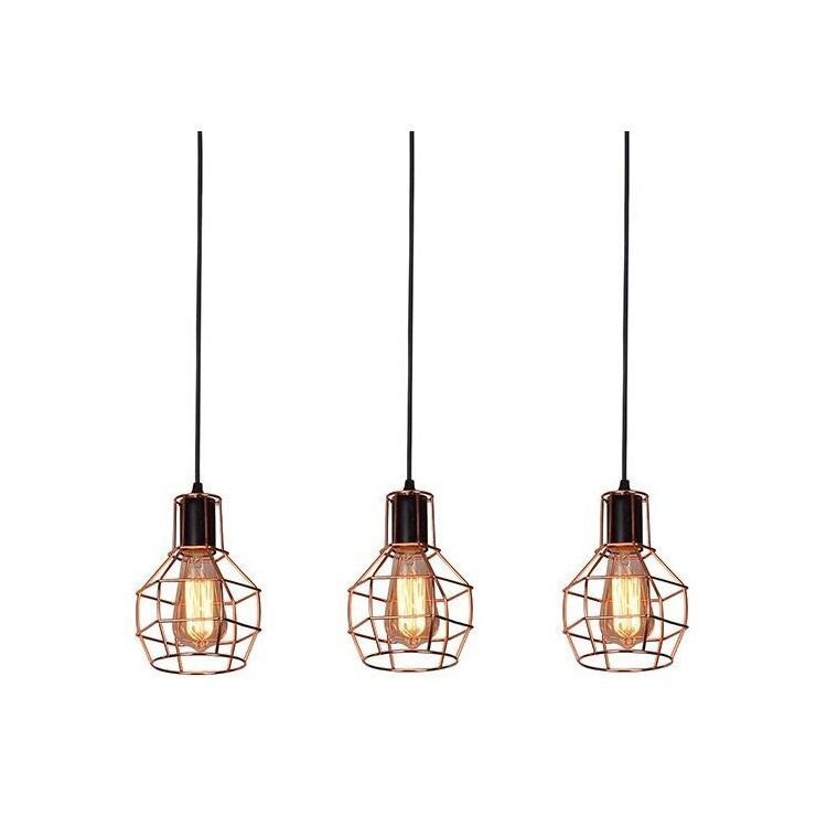 Trzy wiszące lampy z metalowymi kloszami w kształcie klatki, każda z widoczną żarówką wewnątrz. Lampy mają czarne przewody i miedziane wykończenie kloszy.
