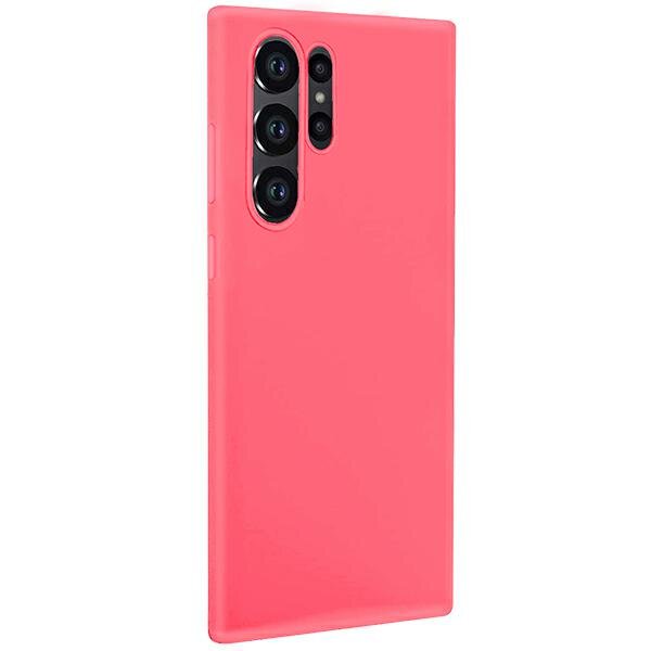 Różowe etui na telefon z trzema wycięciami na aparaty i jednym na lampę błyskową. Etui ma gładką powierzchnię i jest przeznaczone do smartfona z zaokrąglonymi krawędziami.