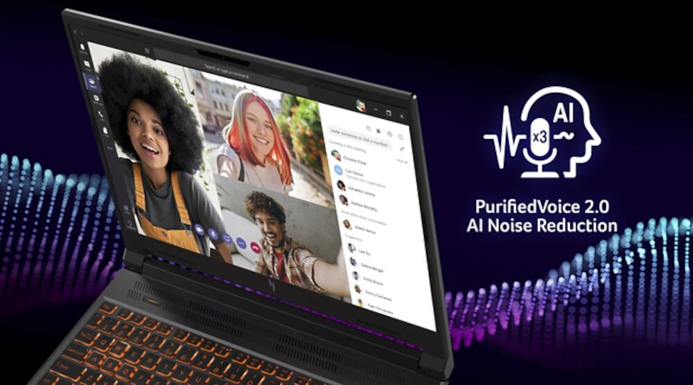 Na obrazie widoczny jest laptop z otwartym ekranem, na którym wyświetlana jest aplikacja do wideorozmów z trzema osobami. Obok laptopa znajduje się grafika z napisem \'PurifiedVoice 2.0 AI Noise Reduction\' oraz ikoną mikrofonu z oznaczeniem \'AI x3\'.