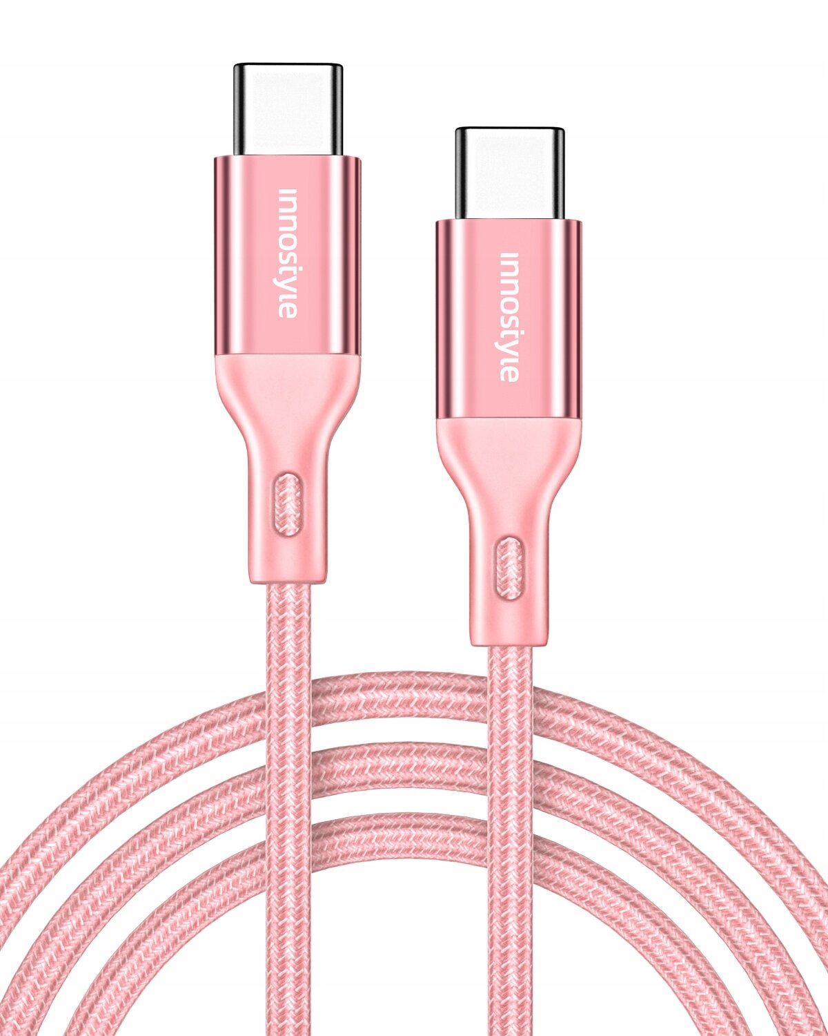 Różowy kabel USB-C z plecionym oplotem, z metalowymi końcówkami, na których widnieje napis \'innostyle\'.