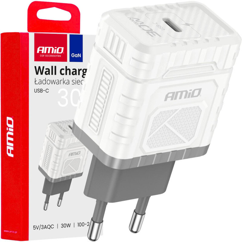 Na obrazie widoczna jest biała ładowarka sieciowa z logo \'AMiO\' oraz opakowanie z napisem \'Wall charger Ładowarka sieciowa USB-C 30W\'.