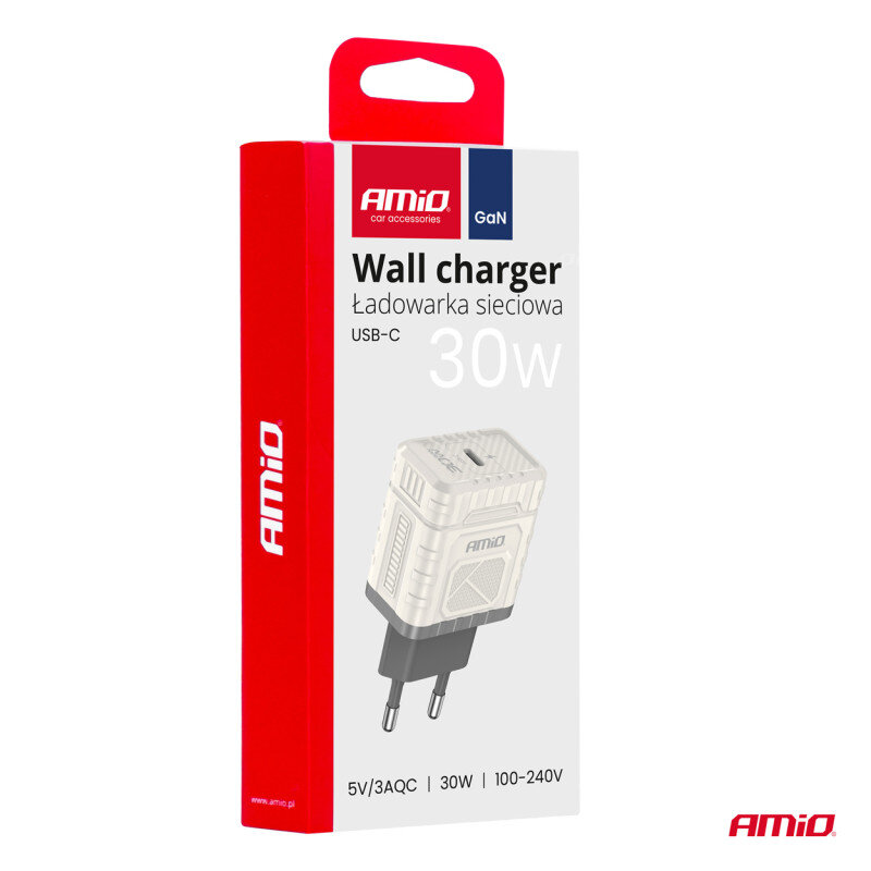 Opakowanie produktu z napisem \'AMiO car accessories GaN Wall charger Ładowarka sieciowa USB-C 30W\'. Widoczny jest obrazek ładowarki oraz informacje \'5V/3AQC | 30W | 100-240V\'.