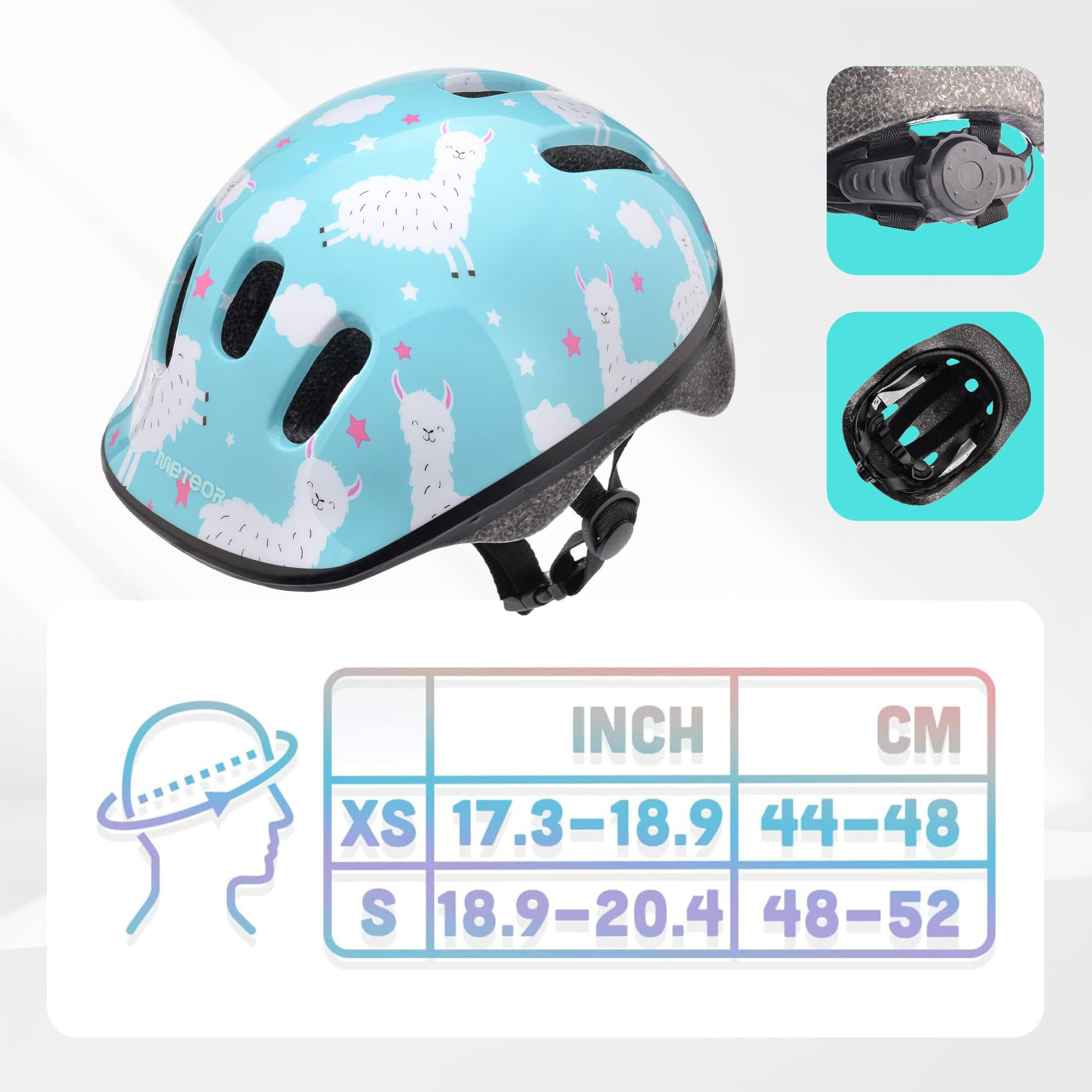 Kask rowerowy w kolorze niebieskim z motywem lam i chmur, posiada regulację rozmiaru. Tabela rozmiarów pokazuje XS (17.3-18.9 cali, 44-48 cm) i S (18.9-20.4 cali, 48-52 cm).