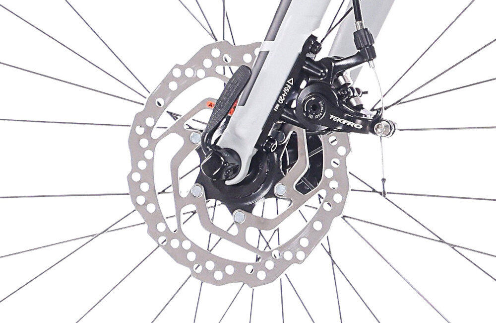 Rower gravel ROCK MACHINE Lukk 20 Flat Bar U22 28 cali Szary mat zbliżenie na tarczę hamulcową podstawa bezpieczeństwa hamulce tarczowe mechaniczne marki SHIMANO Claris typu BL-R2000 bardzo duża siła hamowania płyn hamulcowy hamulce z przodu i z tyłu podwójny pakiet bezpieczeństwa