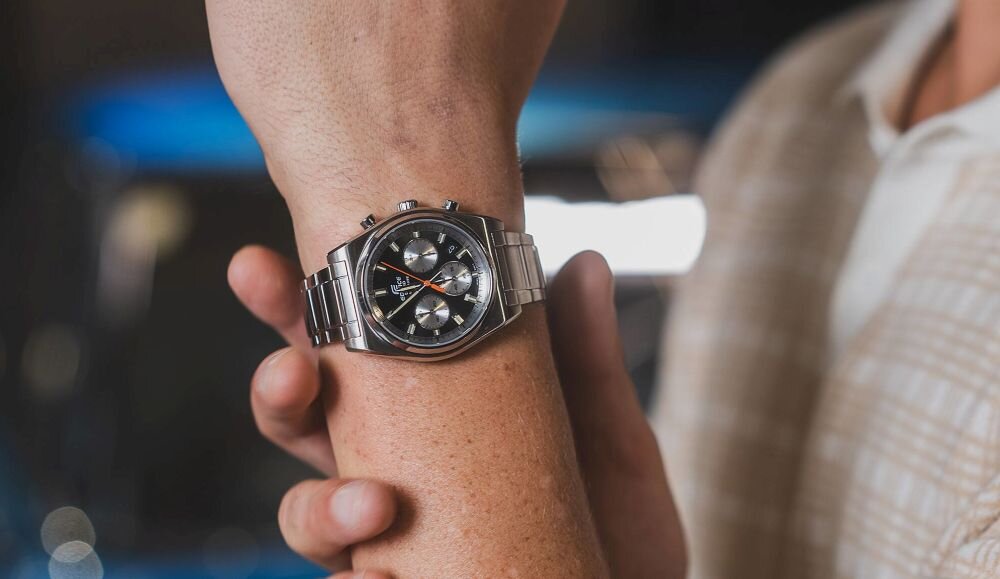CASIO Casual Edifice EFB-730D stoper 1 sekunda dokładność analogowy chronograf
