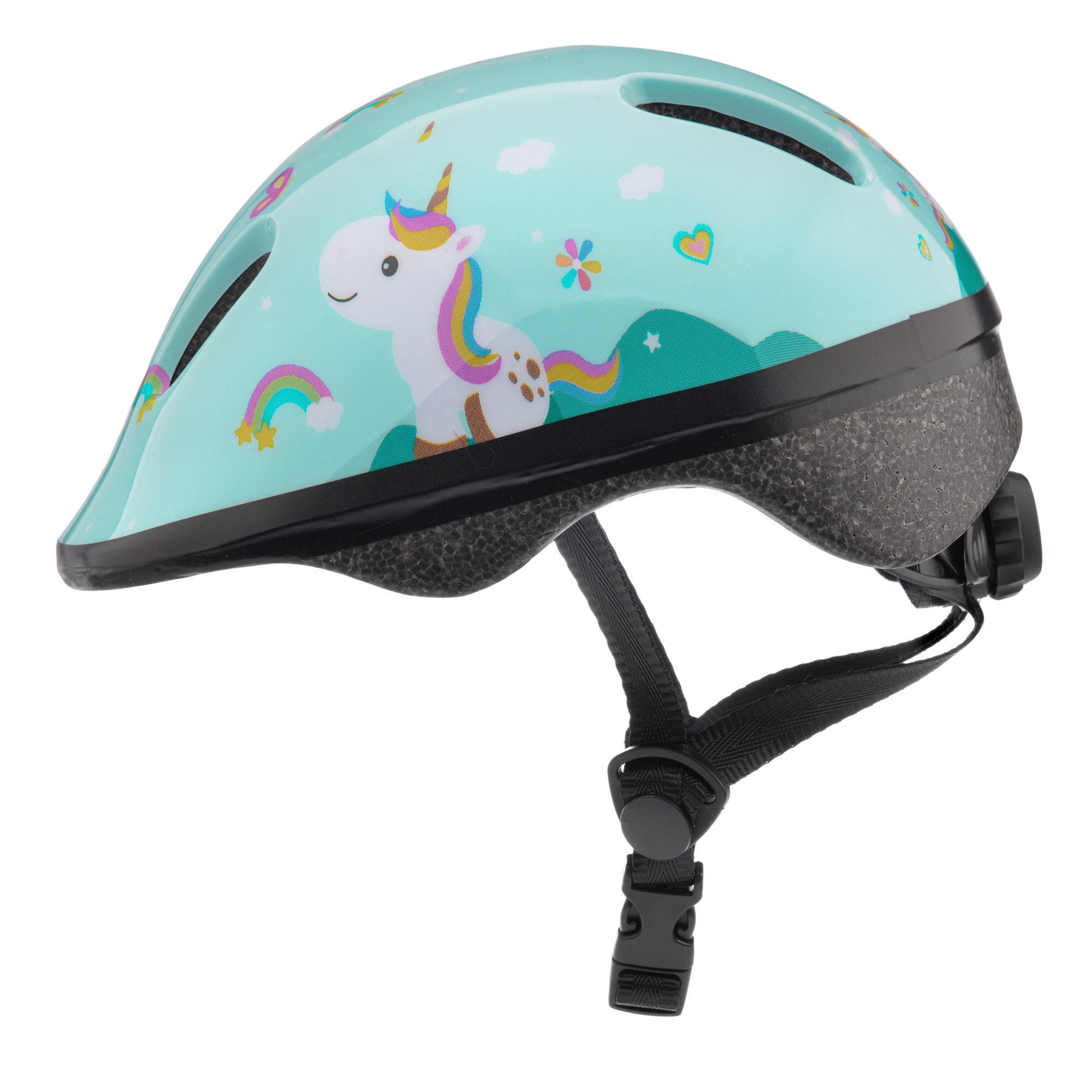 Kask rowerowy w kolorze miętowym z grafiką jednorożca, tęczy i chmur. Posiada czarny pasek z regulacją pod brodą.