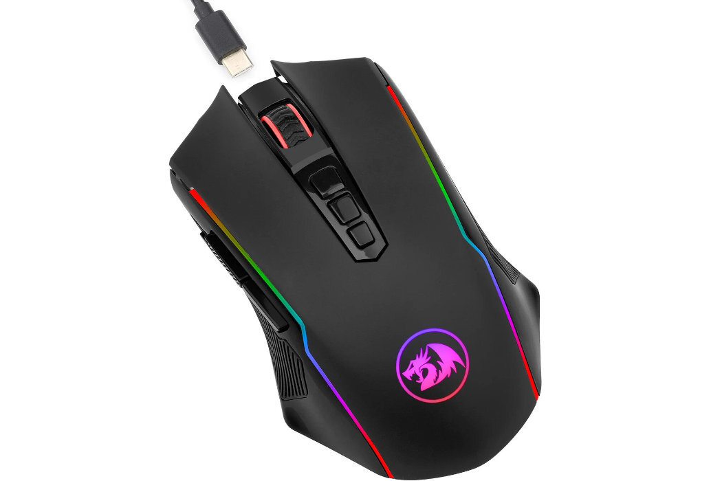 Czarna mysz komputerowa z podświetleniem RGB i trzema przyciskami bocznymi. Na powierzchni widoczne jest logo smoka.