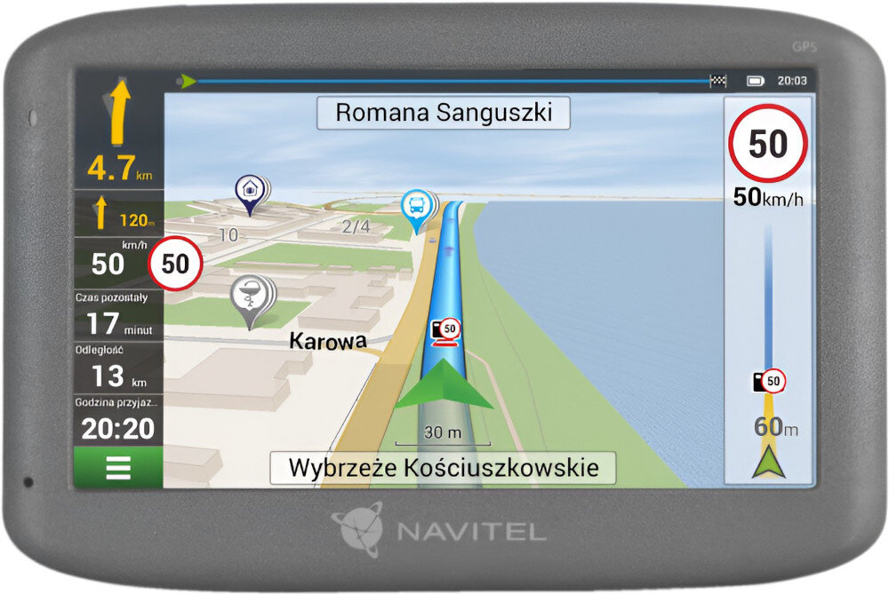 Urządzenie nawigacyjne pokazuje mapę z trasą prowadzącą przez ulicę Romana Sanguszki i Wybrzeże Kościuszkowskie. Na ekranie widoczne są informacje o prędkości, odległości, czasie pozostałym oraz ograniczeniach prędkości, a także logo NAVITEL.