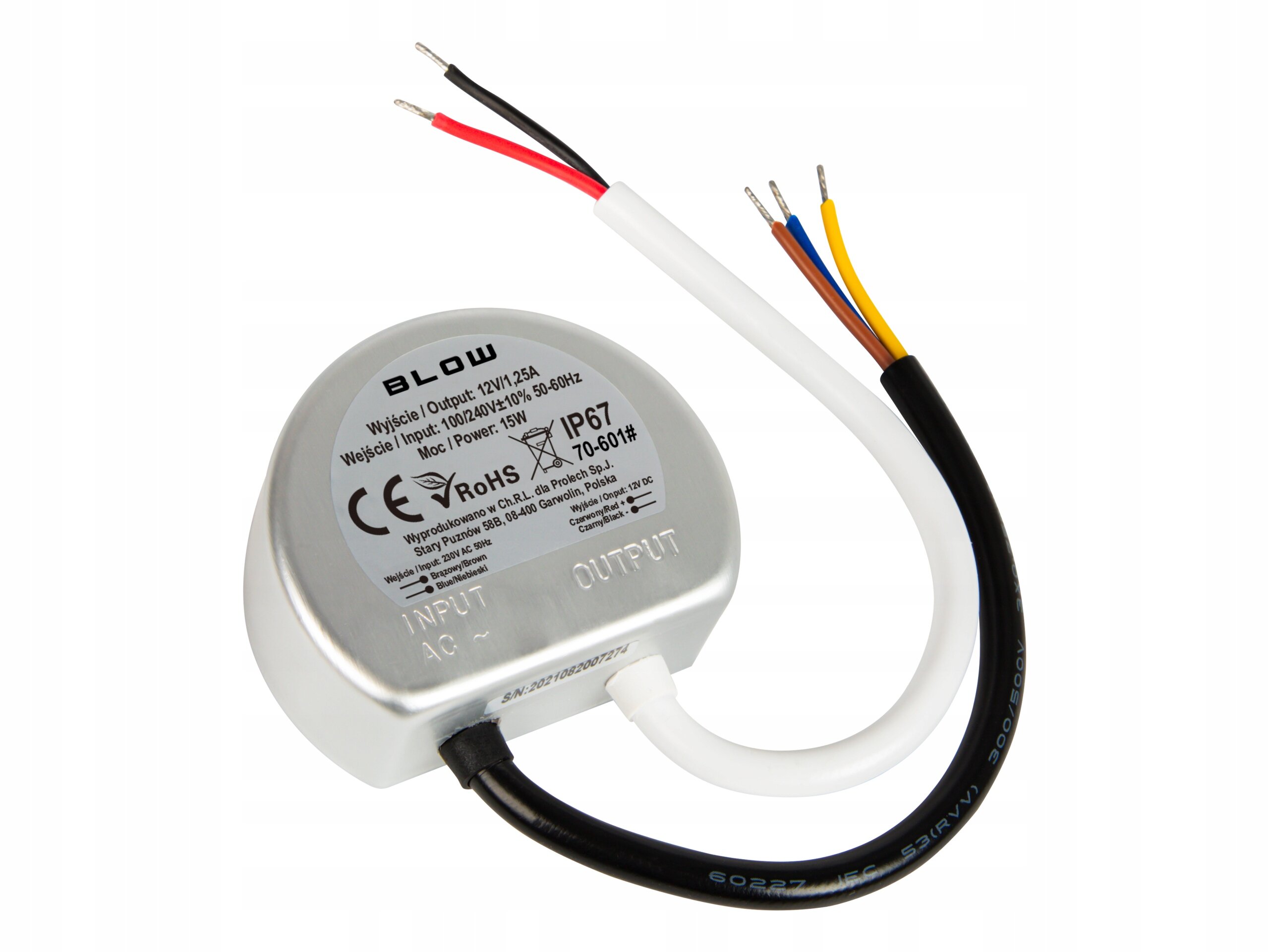 Na zdjęciu znajduje się zasilacz do LED z oznaczeniami: \'BLOW\', \'Wyjście i Output: 12V/1.67A\', \'Wejście i Input: 12V/1.67A 50-60Hz\', \'Moc/Power: 20W\', \'IP67\', \'RoHS\'. Zasilacz ma kilka przewodów o różnych kolorach i oznaczenia \'INPUT AC ~\' oraz \'OUTPUT\'.