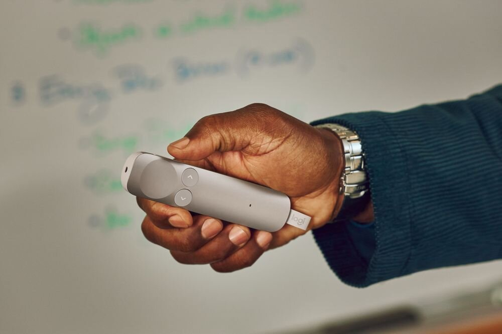 LOGITECH Spotlight 2 Aplikacja Logi Options+ funkcję haptycznych ćwiczeń oddechowych - 
