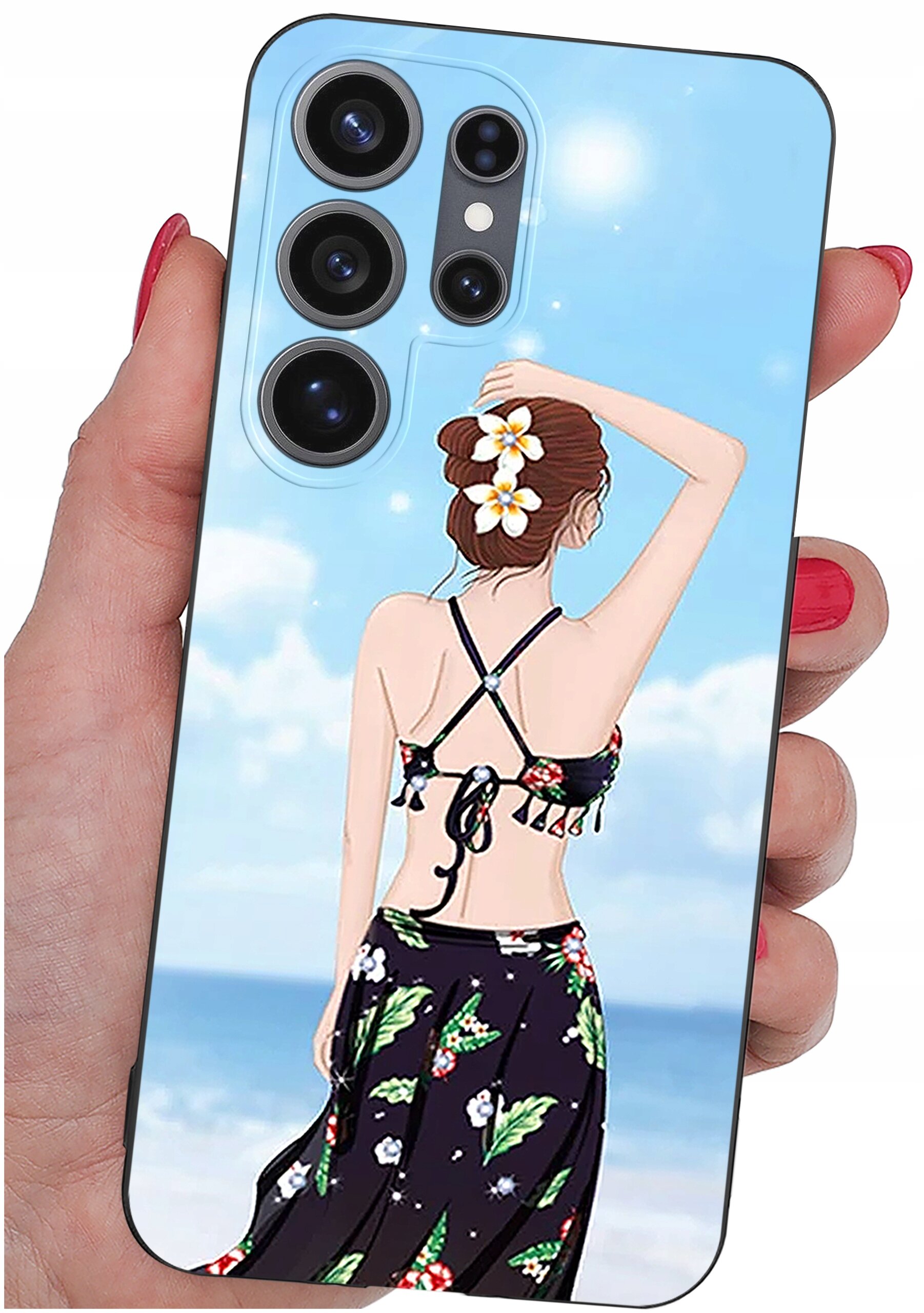 Etui na telefon z grafiką przedstawiającą kobietę w stroju plażowym na tle nieba i morza. Etui trzymane jest w dłoni z pomalowanymi na czerwono paznokciami.