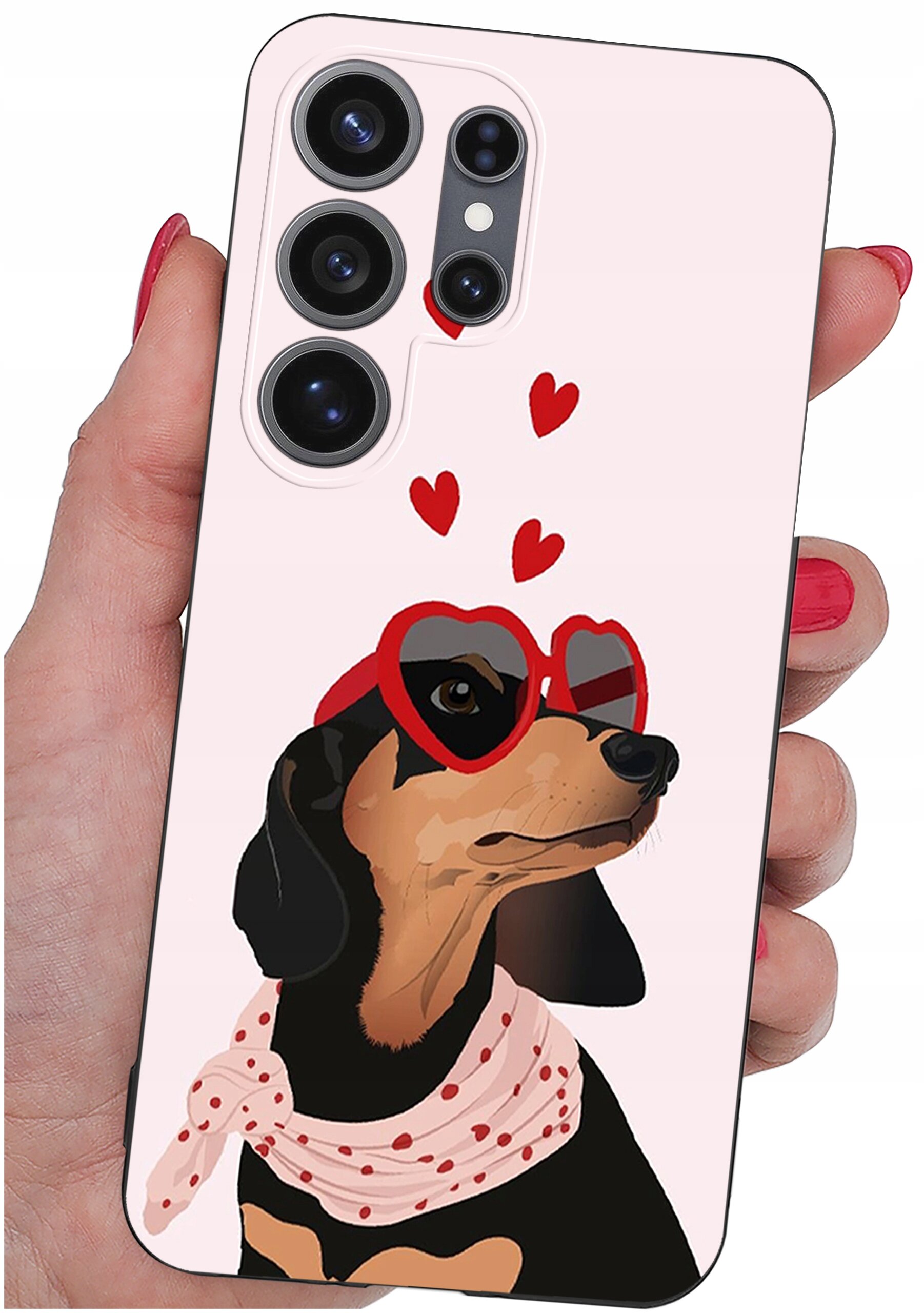 Etui na telefon z grafiką psa w czerwonych okularach w kształcie serc i apaszką w kropki. W tle widoczne są czerwone serduszka.