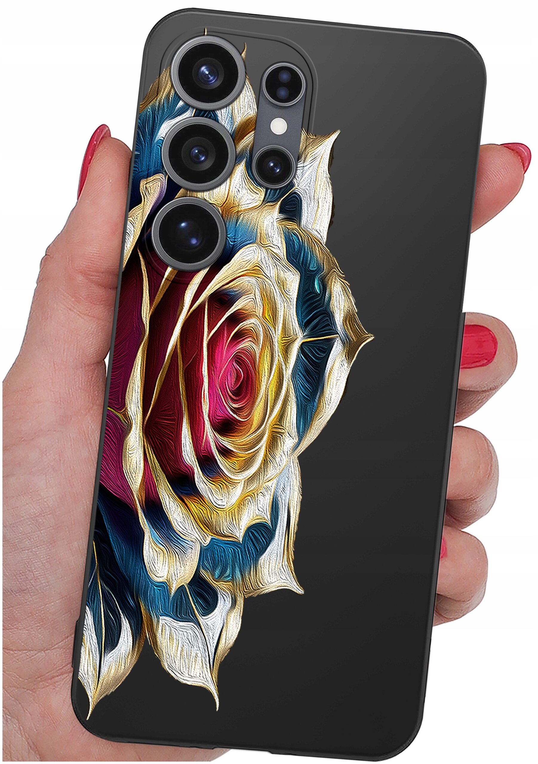 Etui na telefon z kolorowym wzorem róży, trzymane w dłoni. Widoczne są cztery otwory na aparaty fotograficzne.