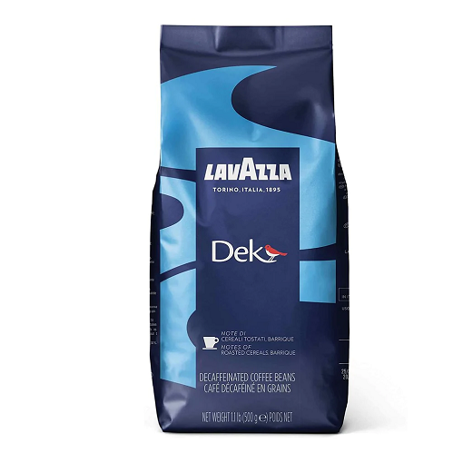 Opakowanie kawy ziarnistej Lavazza Deko Decaffeinated o pojemności 500 g, z niebiesko-czarną grafiką i logo Lavazza na górze. Widoczny tekst: \'NOTE OF TOASTED CEREALS BARIQUE\' oraz \'DECAFFEINATED COFFEE BEANS\'.