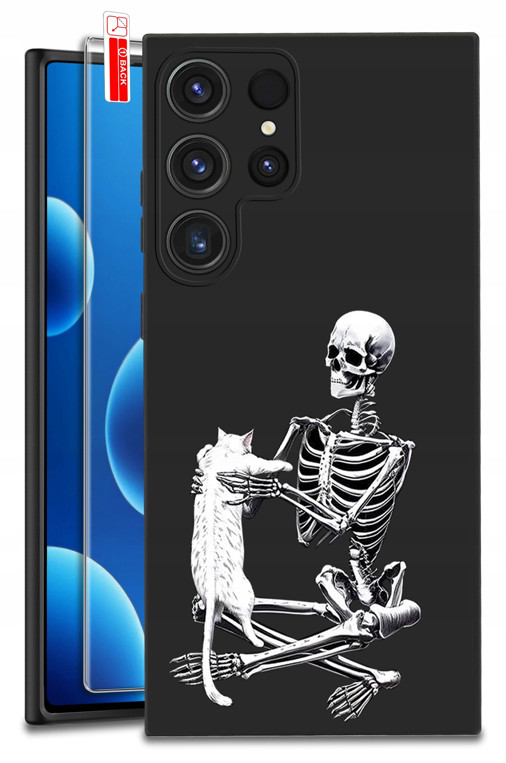 Czarne etui na telefon z nadrukiem szkieletu trzymającego kota. Obok etui znajduje się szkło ochronne z etykietą \'BLACK\'.