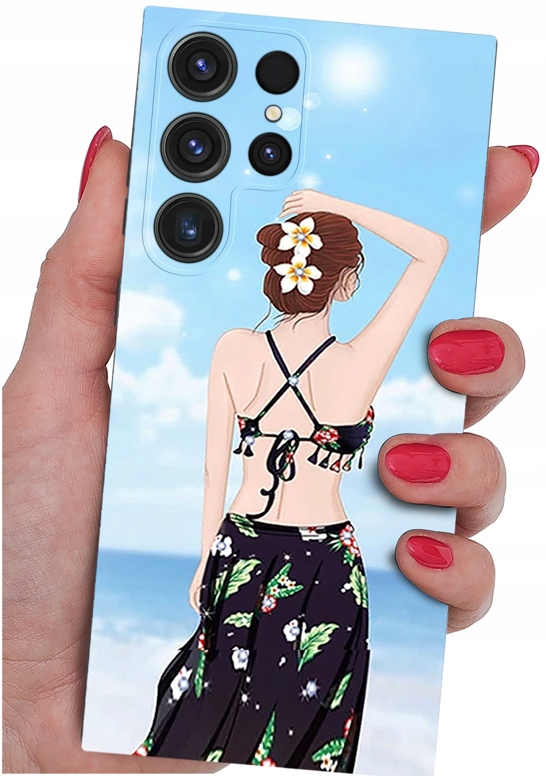 Etui na telefon z grafiką przedstawiającą kobietę w stroju plażowym na tle nieba i morza. Etui jest trzymane w dłoni z pomalowanymi na czerwono paznokciami.
