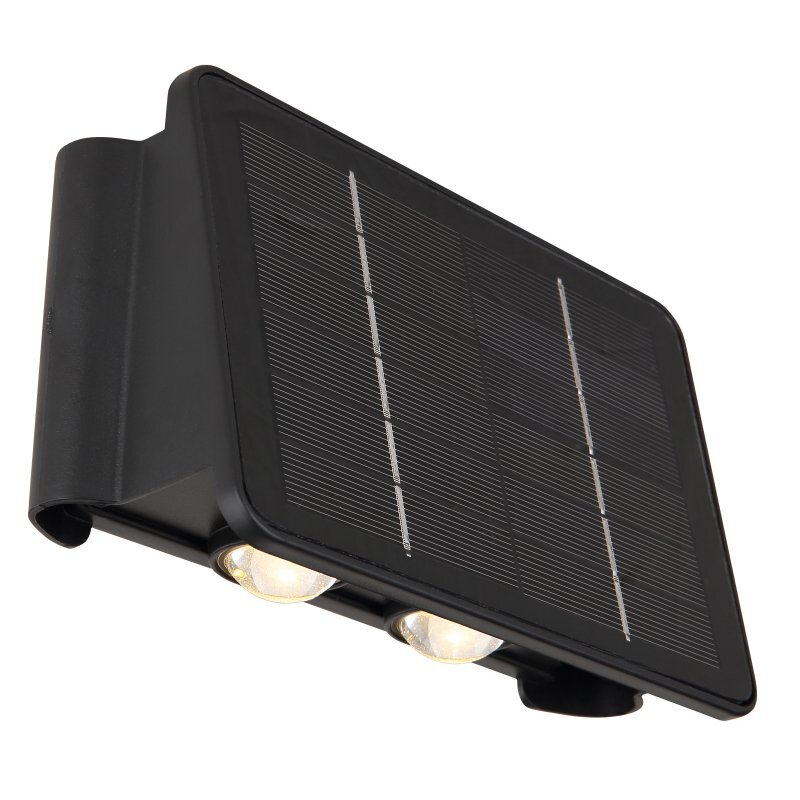 Czarna solarna oprawa elewacyjna LED z dwoma widocznymi źródłami światła i panelem słonecznym na górze. Produkt przeznaczony do montażu na zewnątrz, np. w ogrodzie lub na tarasie.