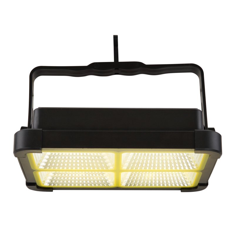 Czarna lampa solarna LED z prostokątnym panelem świetlnym, zawieszona na uchwycie. Panel świetlny składa się z czterech sekcji z widocznymi diodami LED.