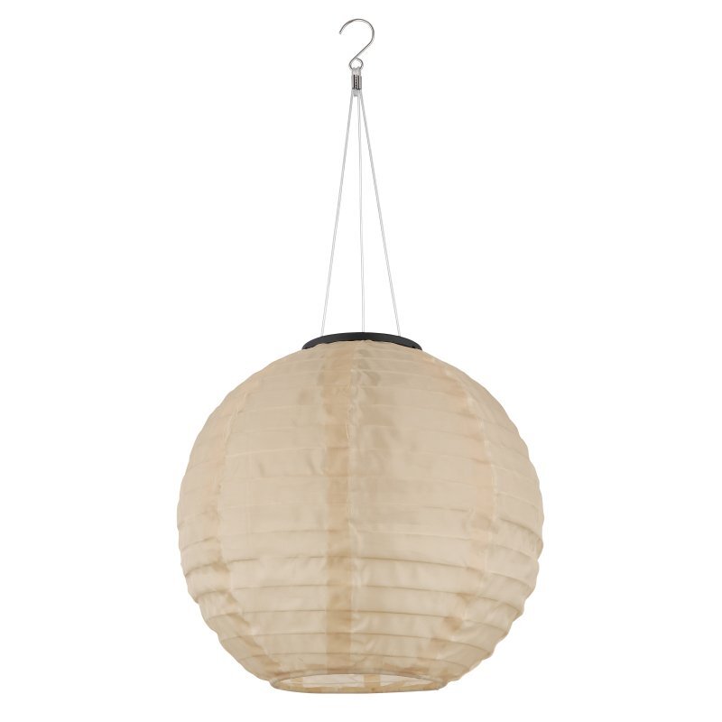 Wisząca lampa ogrodowa w kształcie kuli, wykonana z materiału w kolorze kremowym, z metalowym haczykiem na górze.