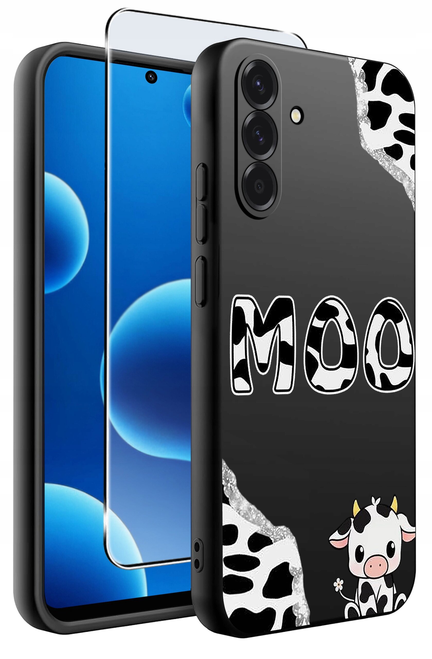 Czarne silikonowe etui na telefon z napisem \'MOO\' w stylu łaty krowy oraz grafiką małej krowy w dolnym rogu. Obok etui znajduje się szkło ochronne na ekran.