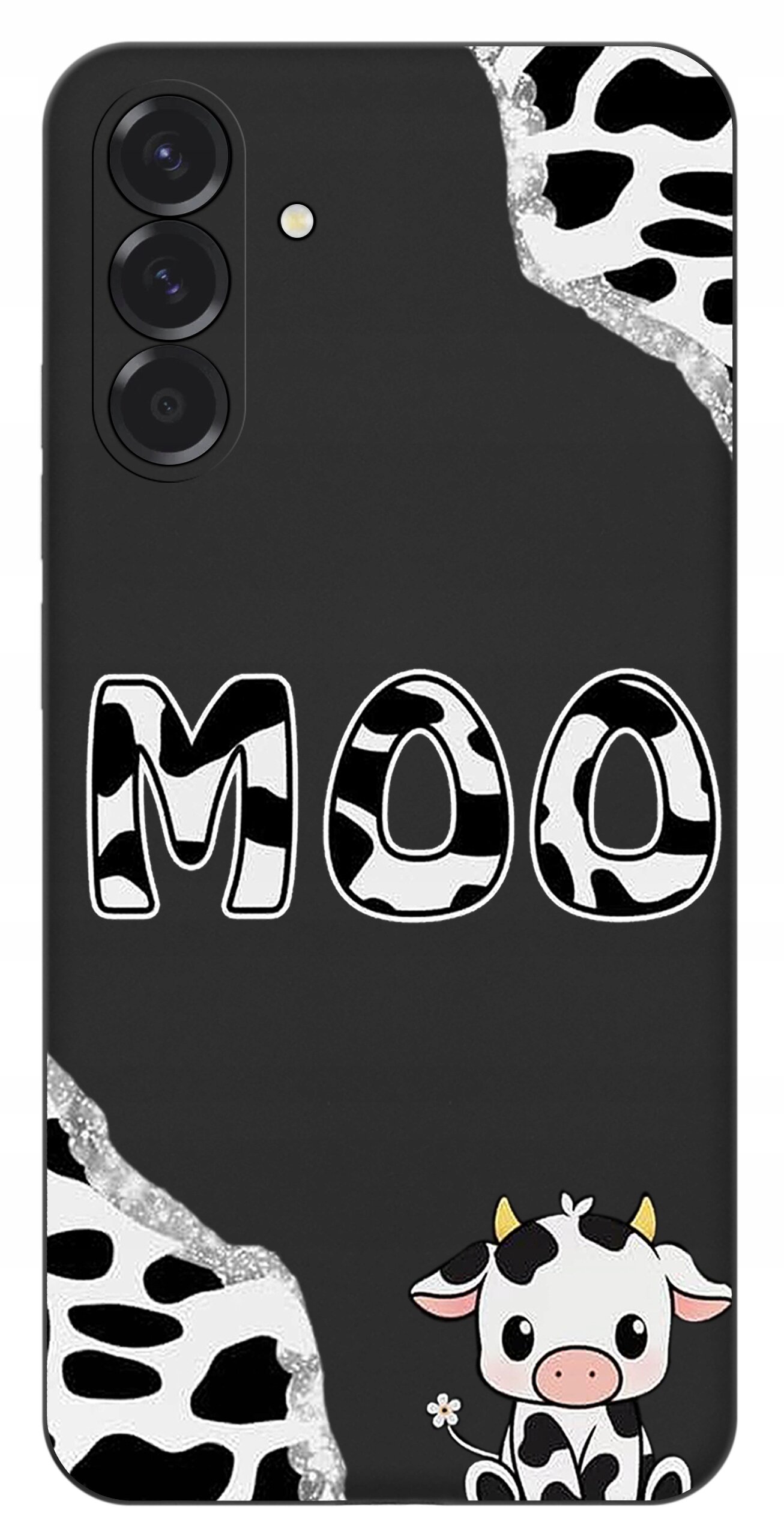 Czarne etui z napisem \'MOO\' w biało-czarne wzory przypominające krowie łaty oraz rysunkiem krowy na dole. Etui ma wycięcia na trzy obiektywy aparatu i lampę błyskową.
