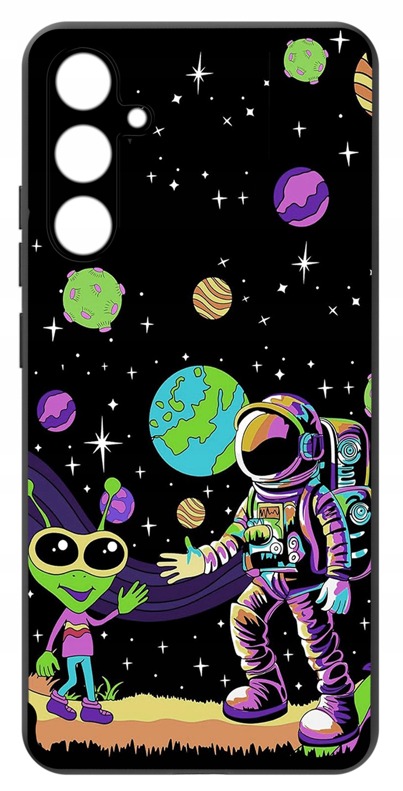 Etui na telefon z kolorowym wzorem przedstawiającym astronautę i zielonego kosmitę na tle kosmosu z planetami i gwiazdami. Tło jest czarne z różnobarwnymi elementami graficznymi.