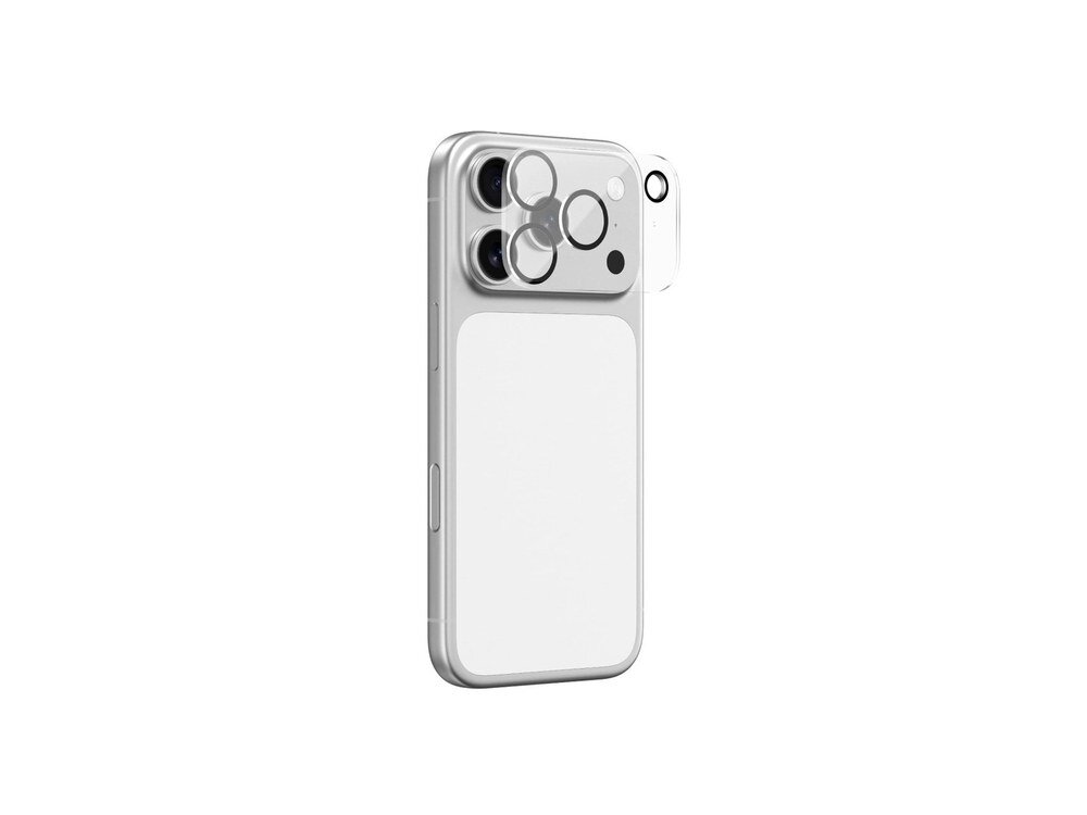 Szkło ochronne AmazingThing AR Lens unoszone przed tylnym aparatem srebrnego iPhone'a, jasne niebieskie tło.