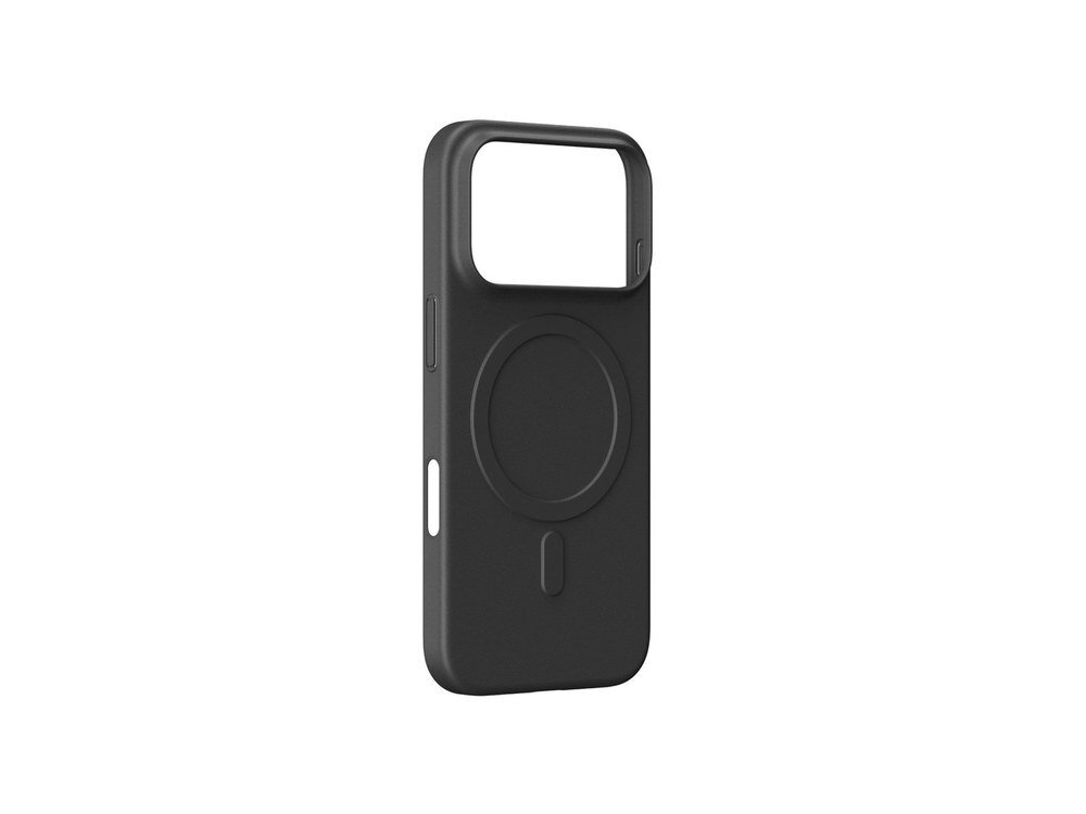 Czarne etui AmazingThing Minimal Air bez telefonu, widok tylny pod kątem z wyraźnie widocznym ringiem MagSafe i wycięciem na aparat, białe tło.