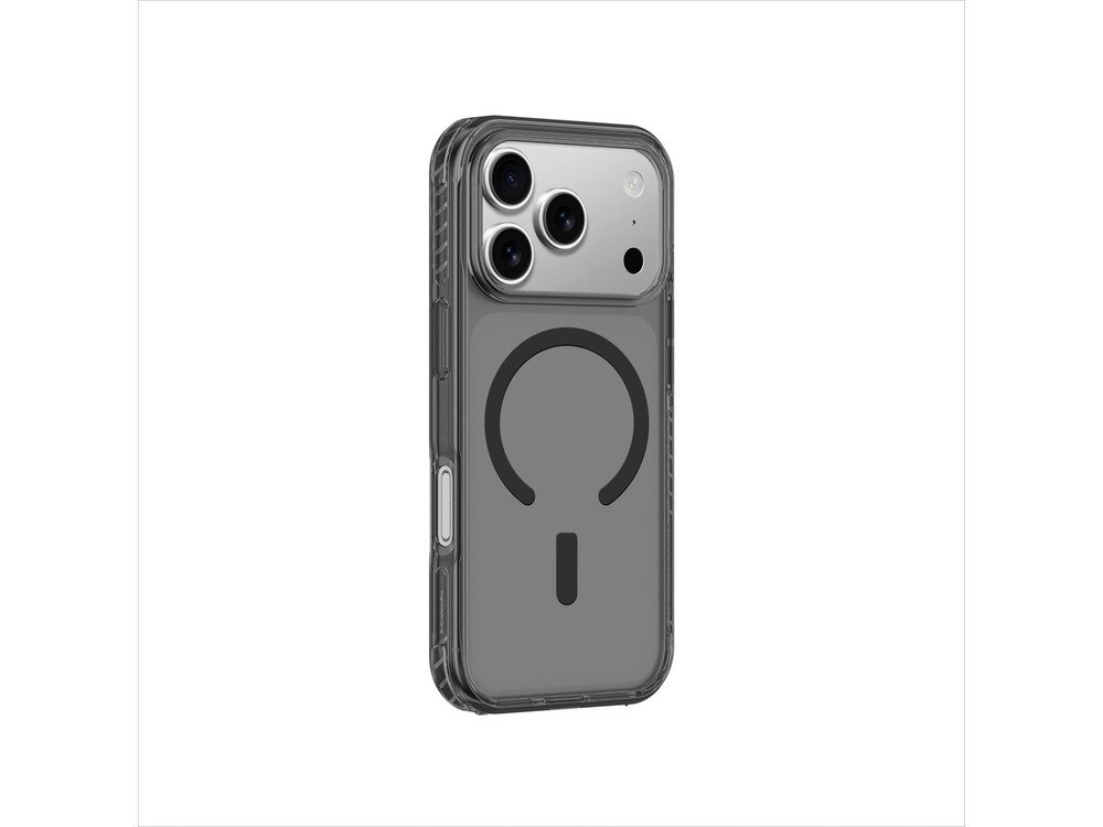 Etui AmazingThing Titan Pro na iPhone 17 Pro Max widziane pod skosem z prawej strony, widoczna smukła sylwetka obudowy.
