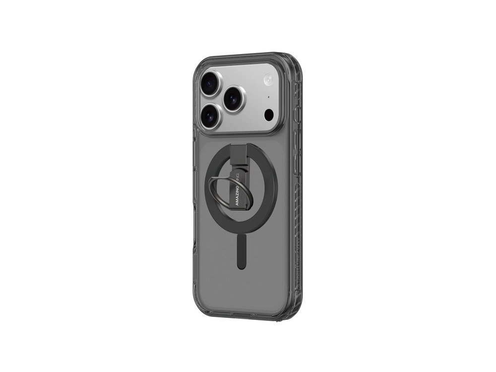 Czarne etui AmazingThing Titan Pro na iPhone 17 Pro widziane z boku pod skosem, widoczna teksturowana krawędź i wyprofilowane narożniki ochronne, białe tło.