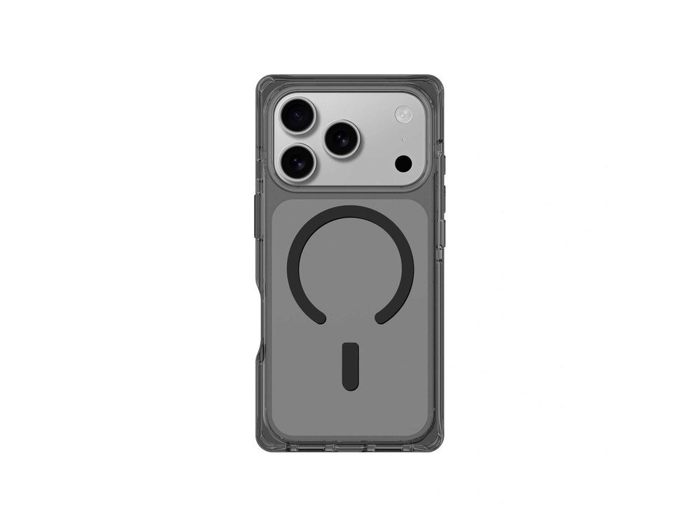 Czarne półprzezroczyste etui AmazingThing Omni na iPhone 17 Pro Max widziane od tyłu, widoczny aparat potrójna matryca i logo MagSafe.