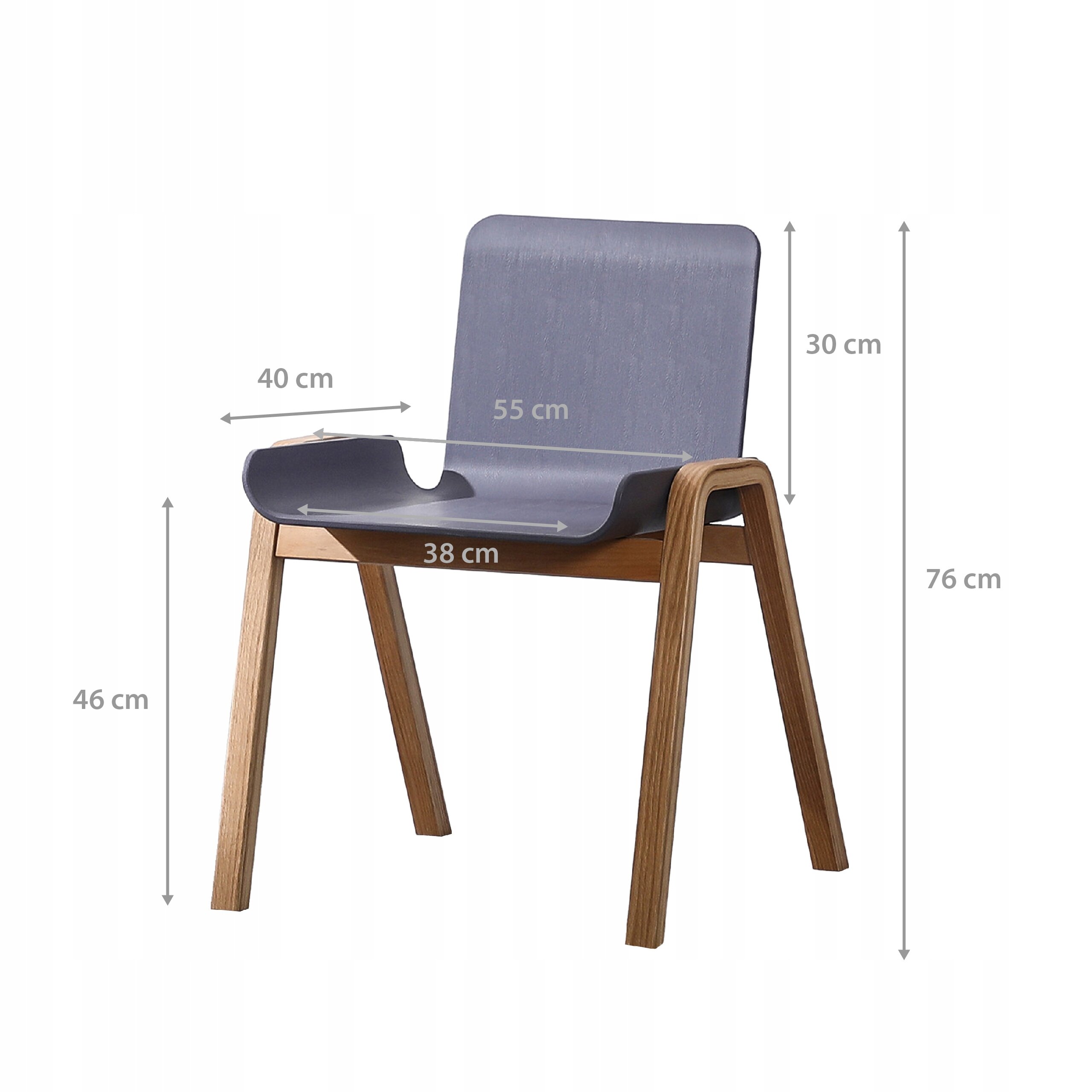Na obrazie widoczne jest nowoczesne krzesło w stylu skandynawskim z szarym siedziskiem i drewnianymi nogami. Obok krzesła znajdują się wymiary: 40 cm, 55 cm, 38 cm, 30 cm, 46 cm, 76 cm.