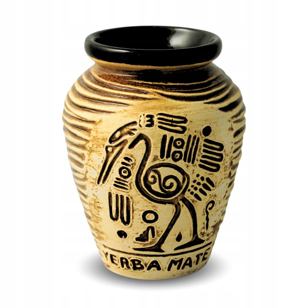 Ceramiczne naczynie z wzorem inspirowanym sztuką Azteków, z napisem \'YERBA MATE\' na dole. Górna krawędź naczynia jest czarna i błyszcząca.