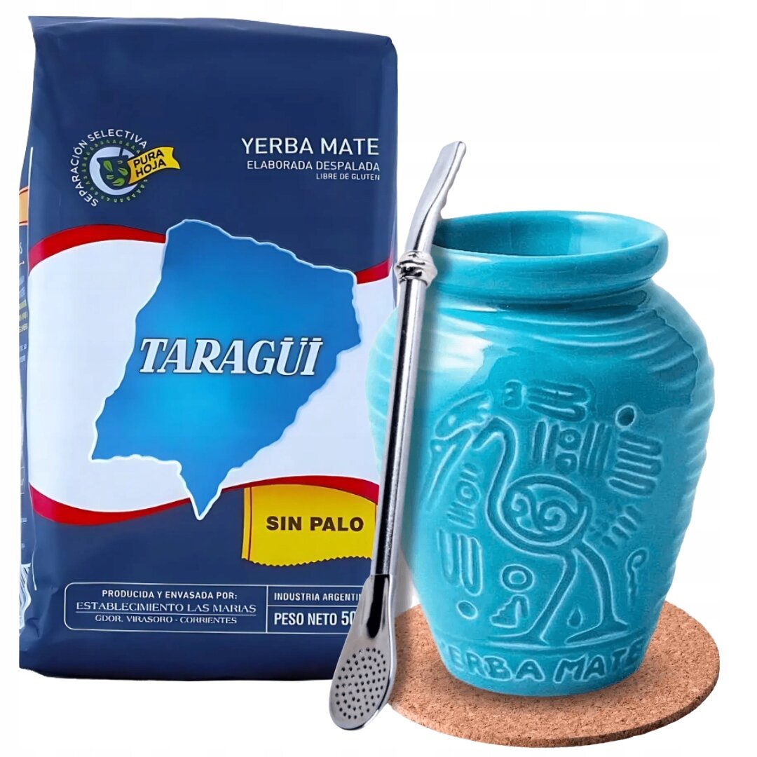Na obrazie znajduje się opakowanie Yerba Mate Taragüi Despalada Sin Palo oraz niebieskie matero z metalową bombillą. Opakowanie ma niebiesko-białą kolorystykę z napisem \'TARAGÜI\' i \'SIN PALO\'.