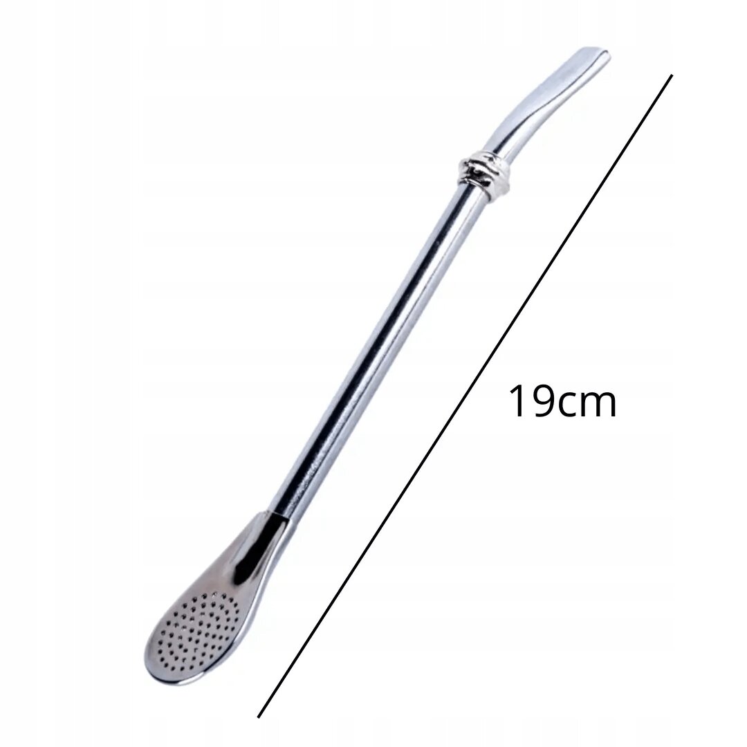 Na obrazie widoczna jest metalowa bombilla o długości 19 cm z perforowaną końcówką do picia yerba mate.