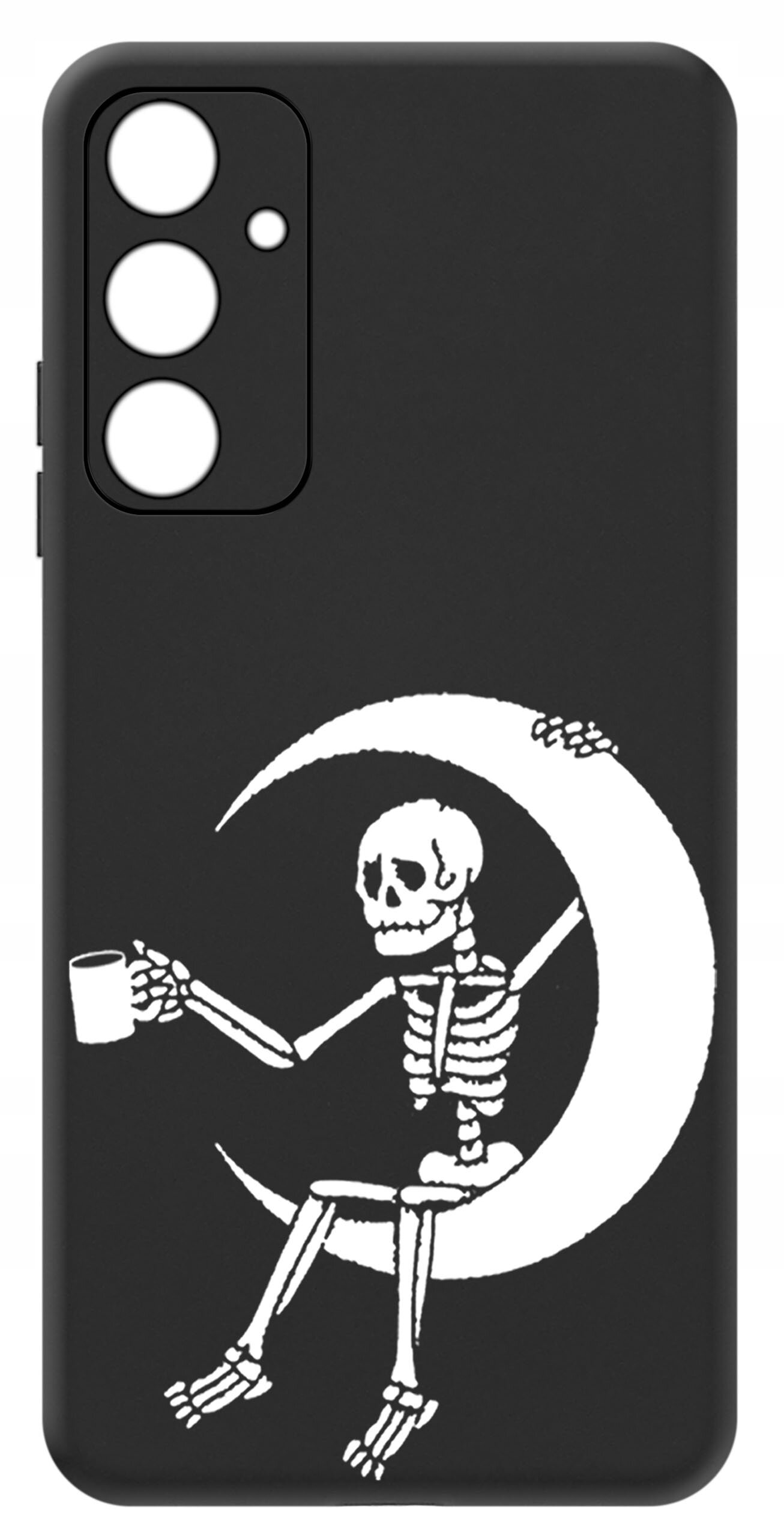 Czarne etui na telefon z nadrukiem białego szkieletu siedzącego na księżycu, trzymającego kubek. Etui ma wycięcia na trzy obiektywy aparatu i lampę błyskową.