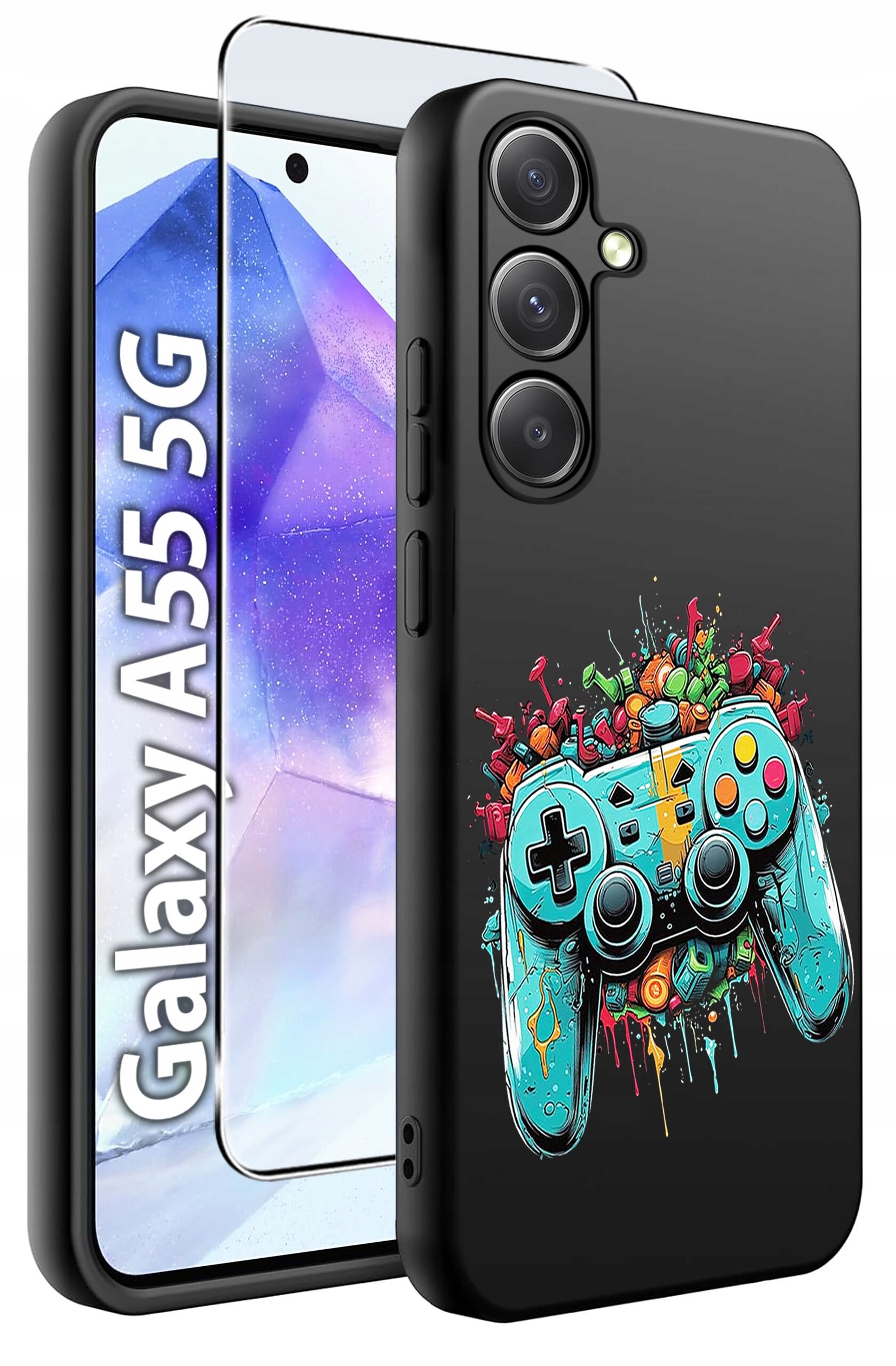 Obraz przedstawia czarne etui na telefon z kolorowym wzorem kontrolera do gier, obok którego znajduje się szkło hartowane. Na ekranie telefonu widoczny jest napis \'Galaxy A55 5G\'.