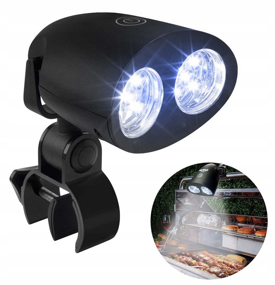 Czarna lampa LED z dwoma jasnymi diodami i uchwytem montażowym. Obok znajduje się zdjęcie lampy oświetlającej grill z jedzeniem.