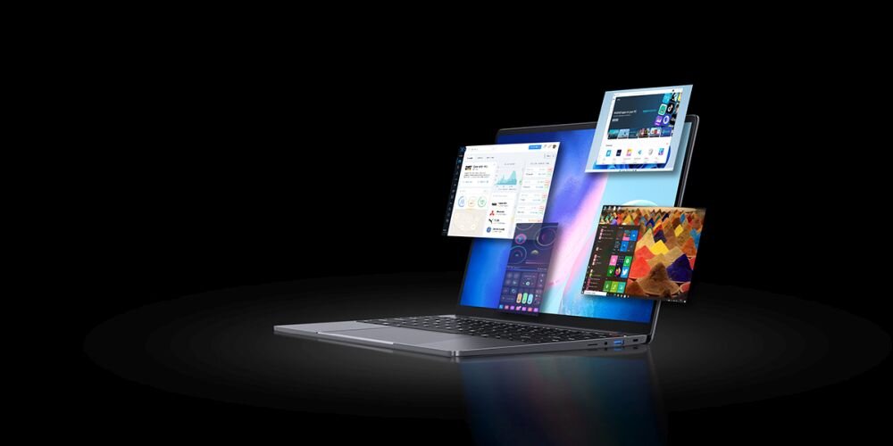 Otwarty laptop pokazuje wiele okien aplikacji na czarnym tle