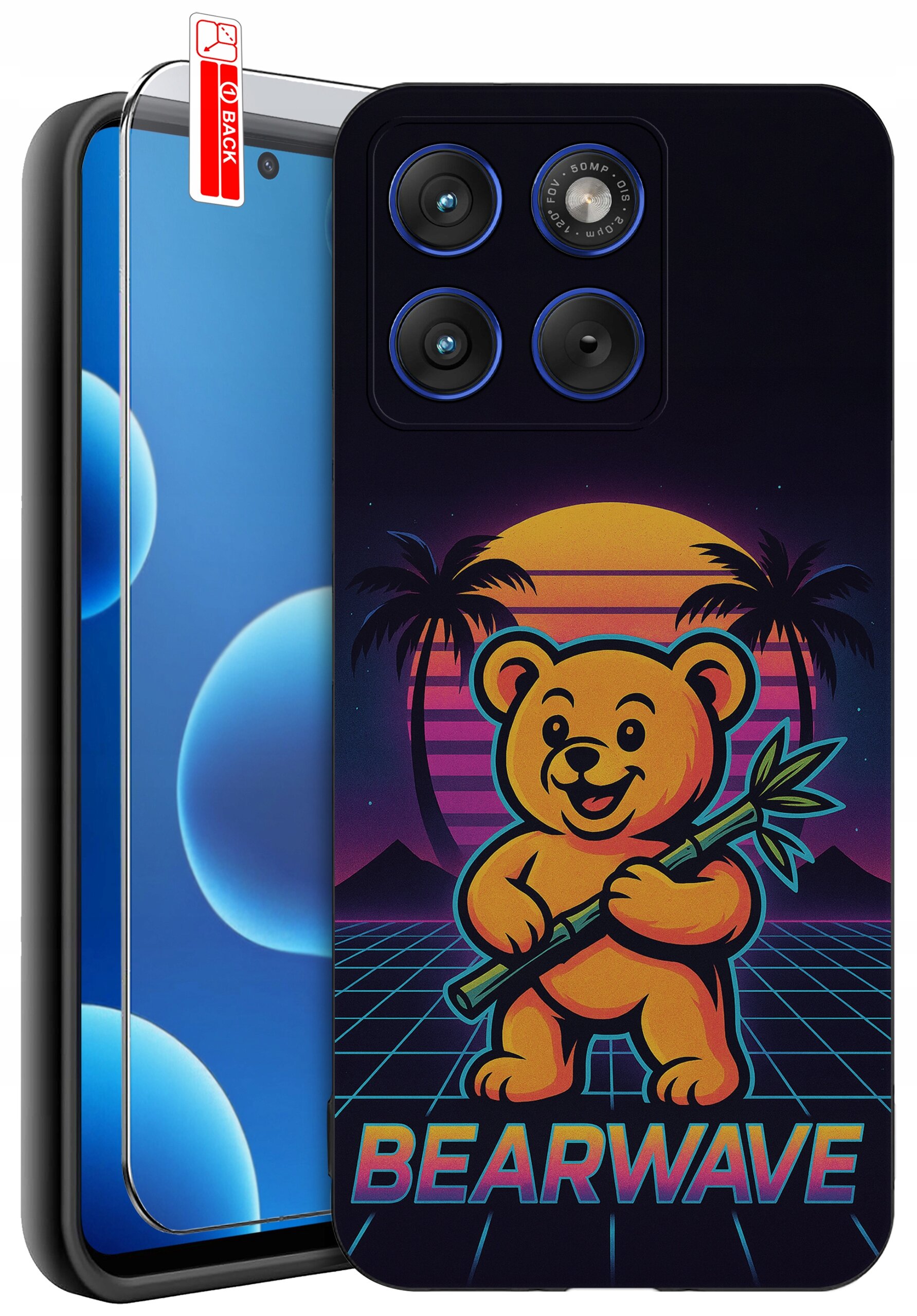 Etui na telefon z kolorowym nadrukiem przedstawiającym misia trzymającego bambus, na tle zachodzącego słońca i palm. Na etui widoczny jest napis \'BEARWAVE\'.