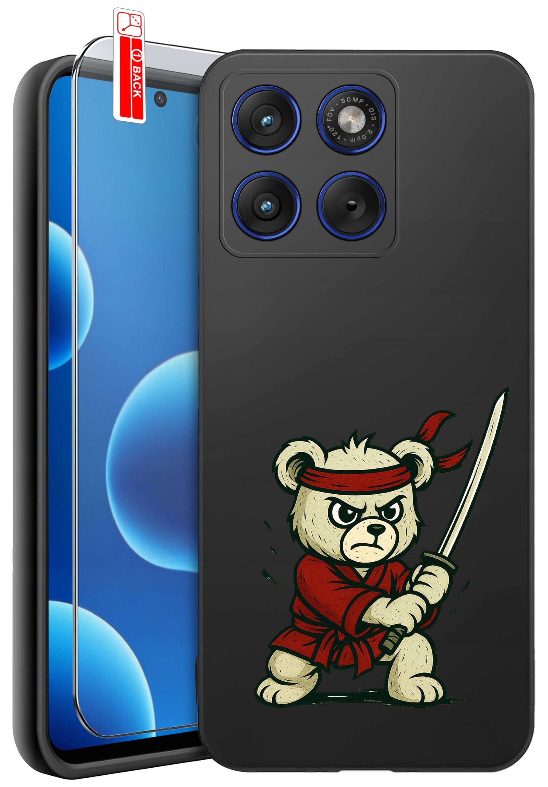 Czarne etui na telefon z nadrukiem misia w czerwonym stroju i opasce, trzymającego miecz. Obok znajduje się szkło ochronne z oznaczeniem \'BACK\'.