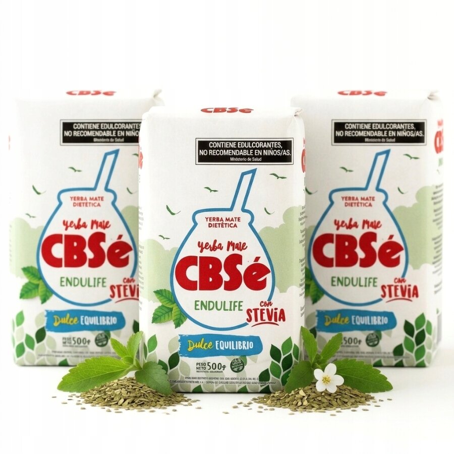 Trzy opakowania Yerba Mate CBSe Endulife con Stevia o wadze 500g każde, z widocznymi liśćmi i nasionami yerba mate. Na opakowaniach znajduje się tekst: \'Yerba Mate Dietética CBSe Endulife con Stevia\' oraz \'Dulce Equilibrio\'.